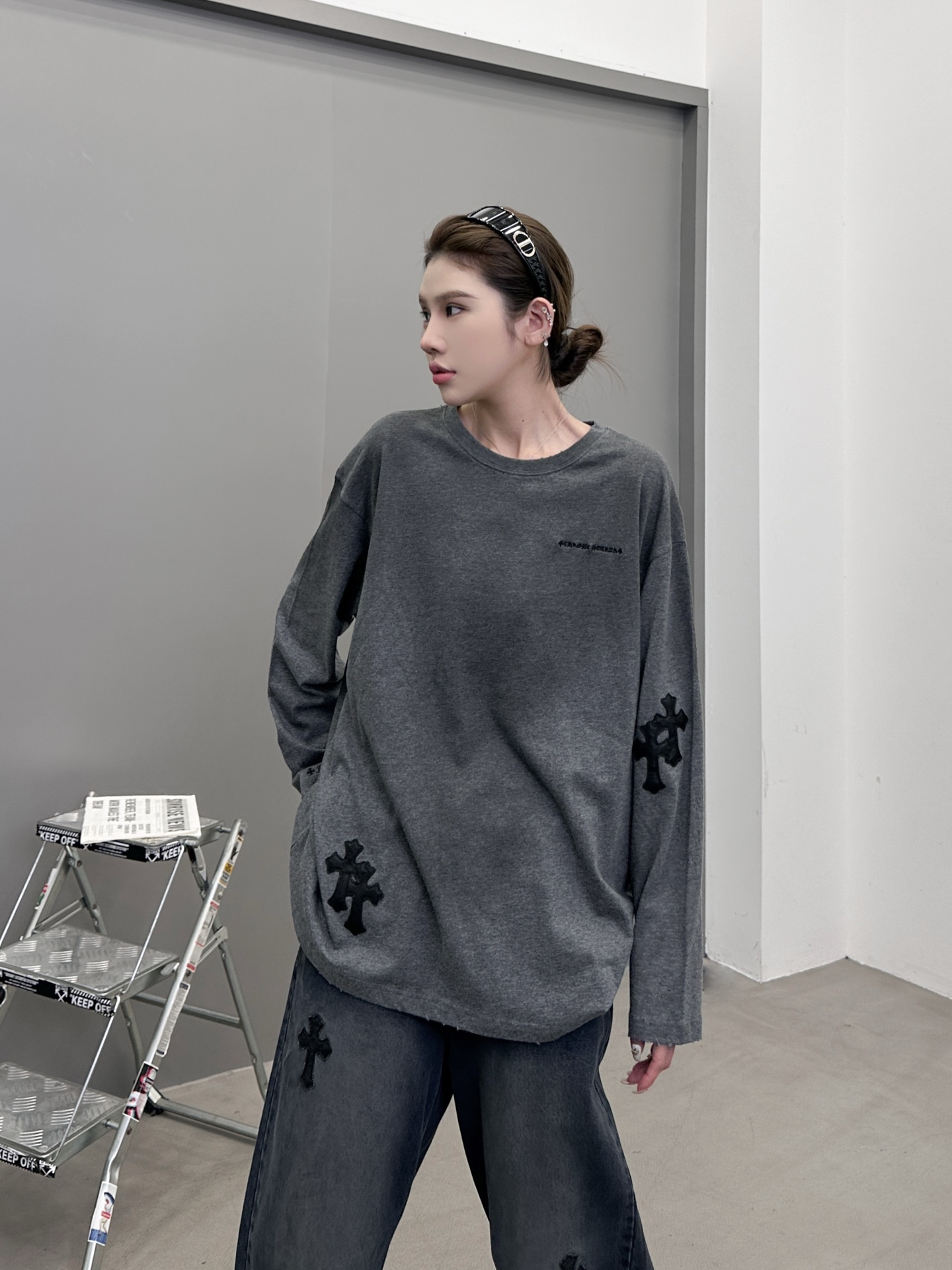 🆕克罗心 ｜ 新款长袖t，成衣洗水炒色喷色吊磨工艺加手工刺绣十字标，男女同款，尺码sml