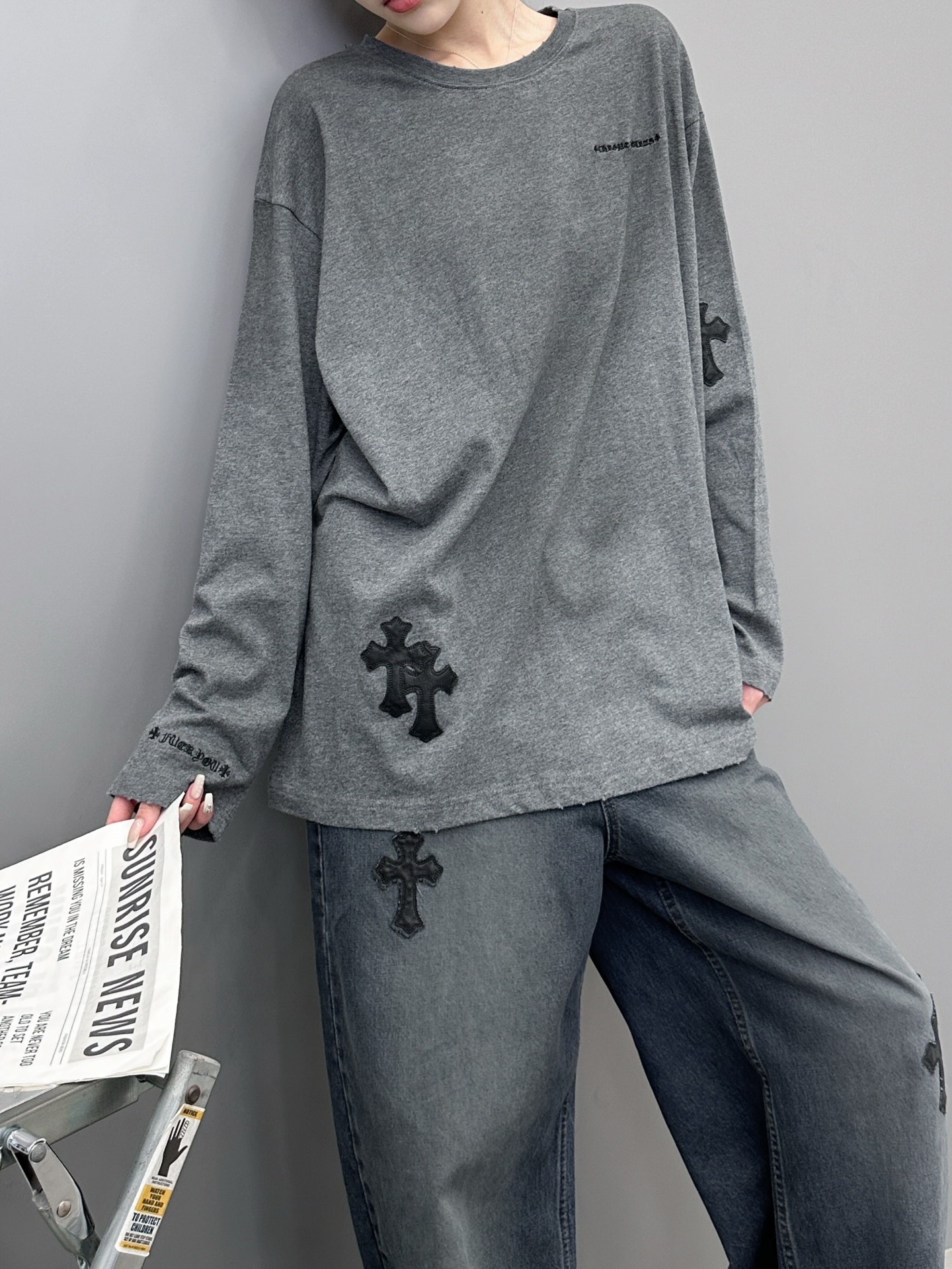 🆕克罗心 ｜ 新款长袖t，成衣洗水炒色喷色吊磨工艺加手工刺绣十字标，男女同款，尺码sml