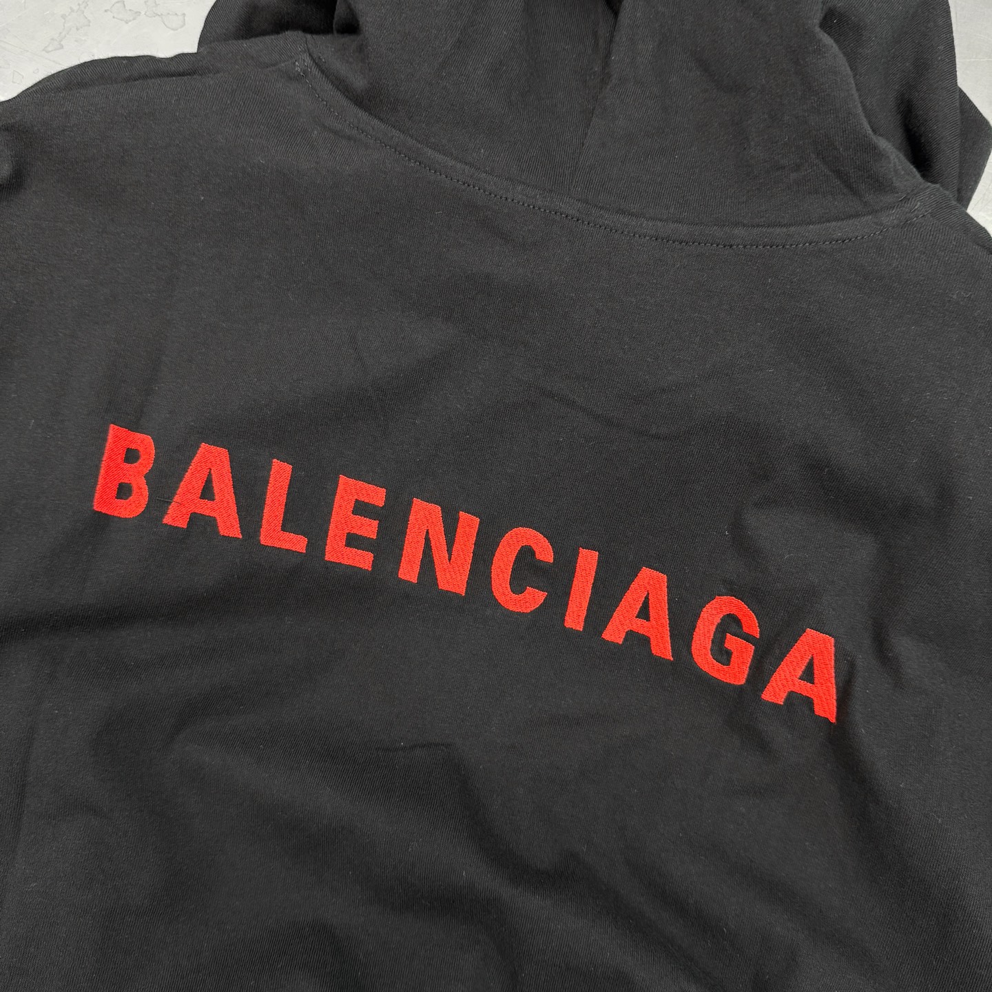 🆕巴黎 ｜ 新款长袖t，成衣洗水炒色吊磨工艺加前后刺绣标，男女同款，尺码sml