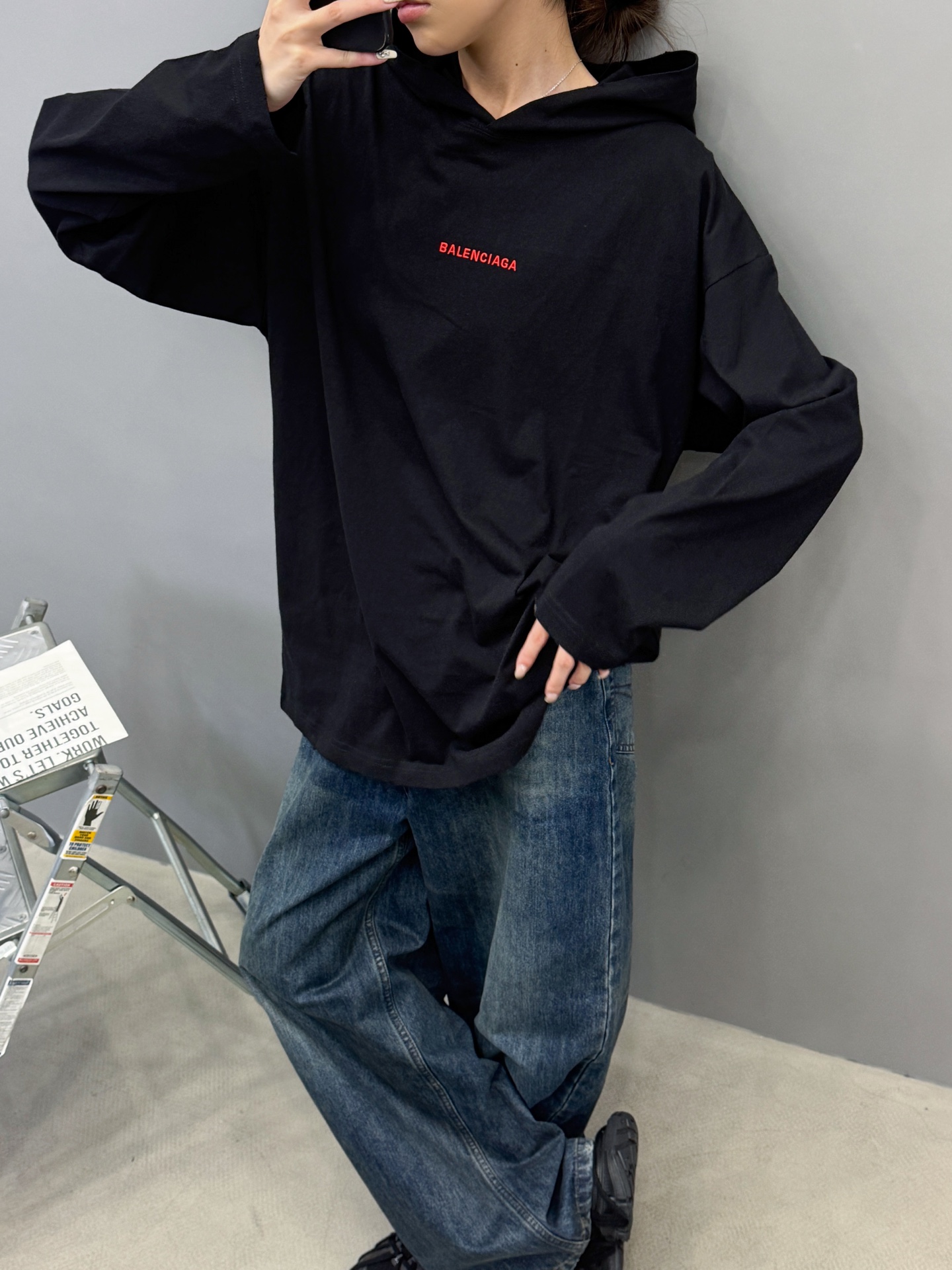 🆕巴黎 ｜ 新款长袖t，成衣洗水炒色吊磨工艺加前后刺绣标，男女同款，尺码sml