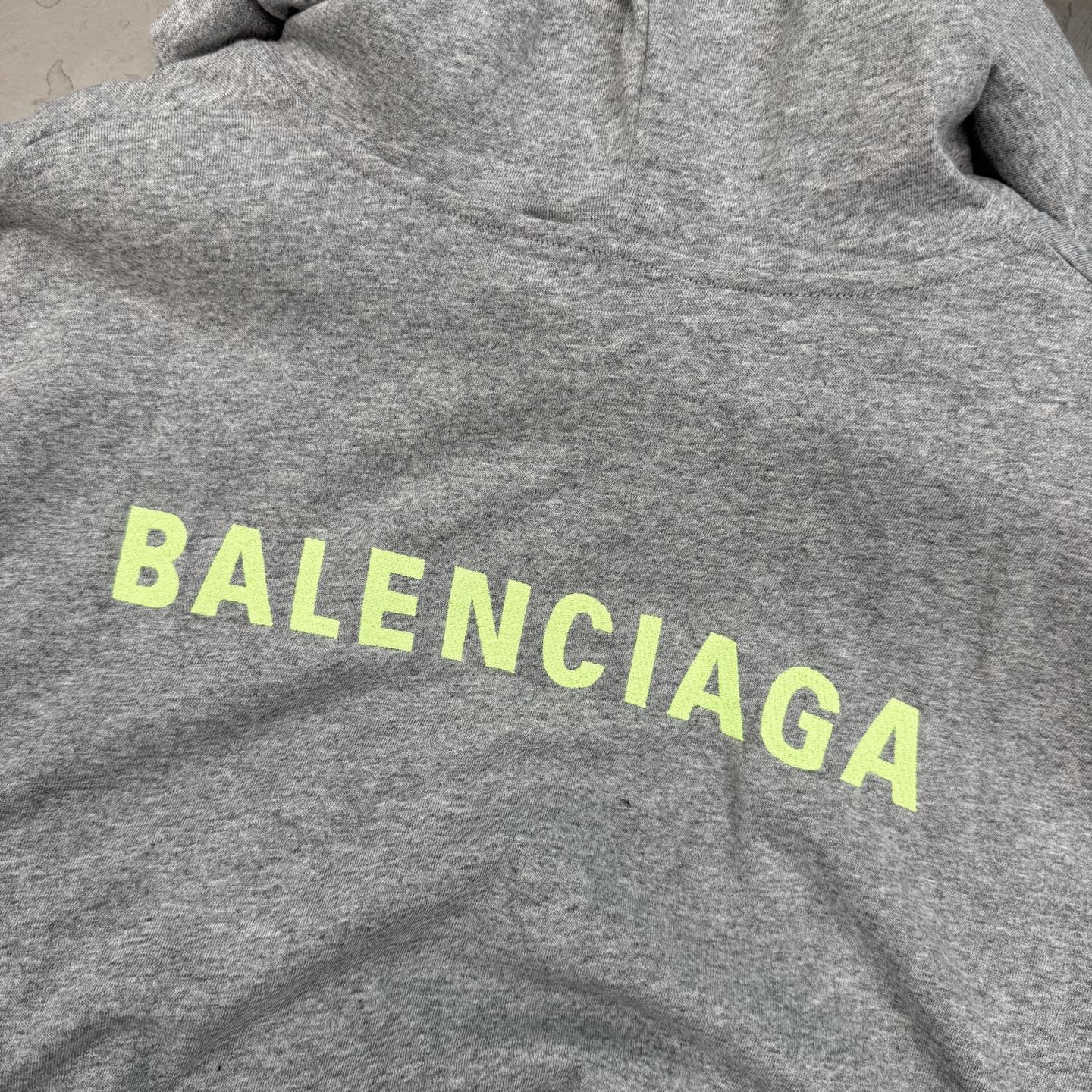 🆕巴黎 ｜ 新款长袖t，成衣洗水炒色吊磨工艺加前后刺绣标，男女同款，尺码sml