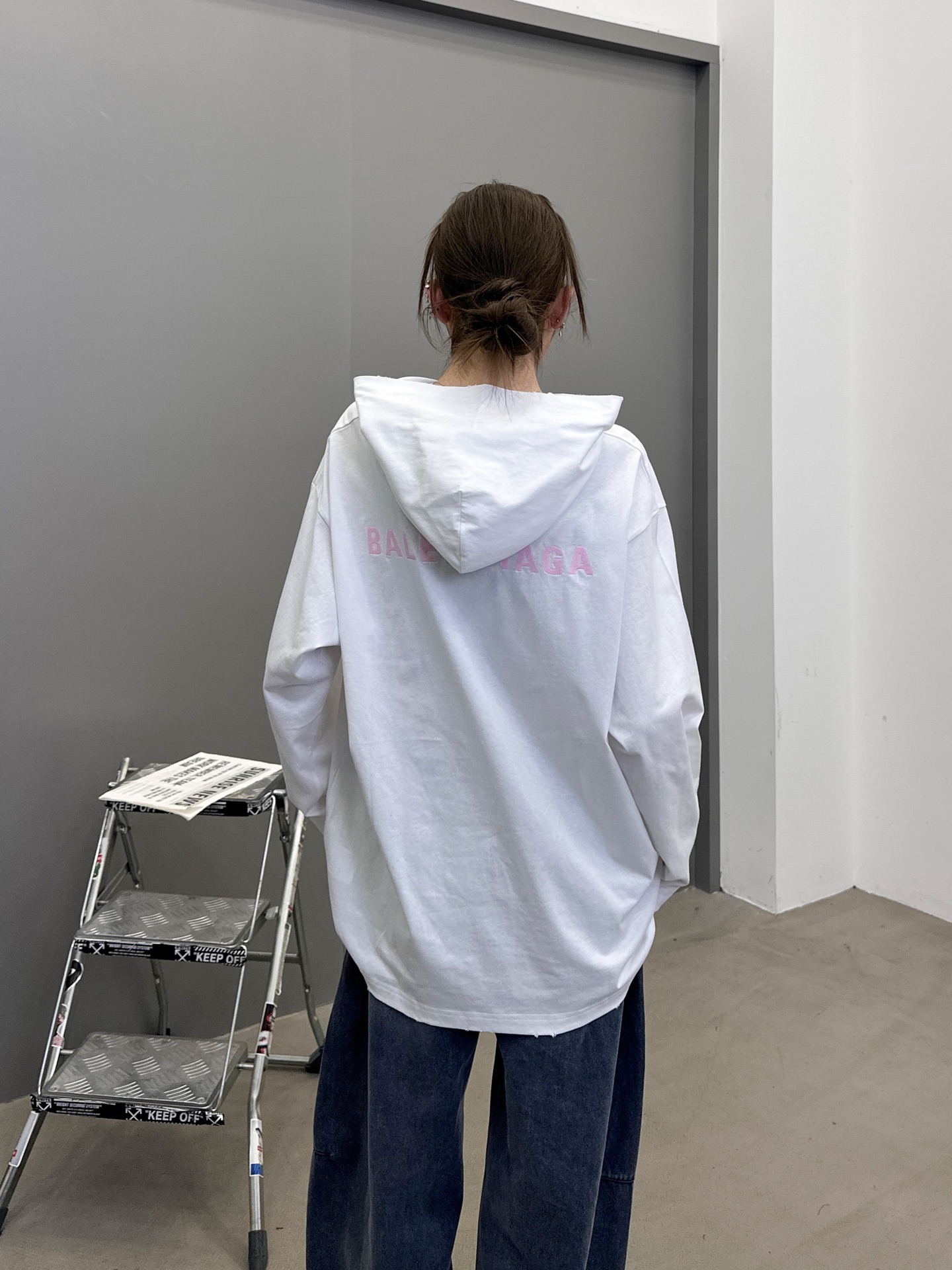 🆕巴黎 ｜ 新款长袖t，成衣洗水炒色吊磨工艺加前后刺绣标，男女同款，尺码sml