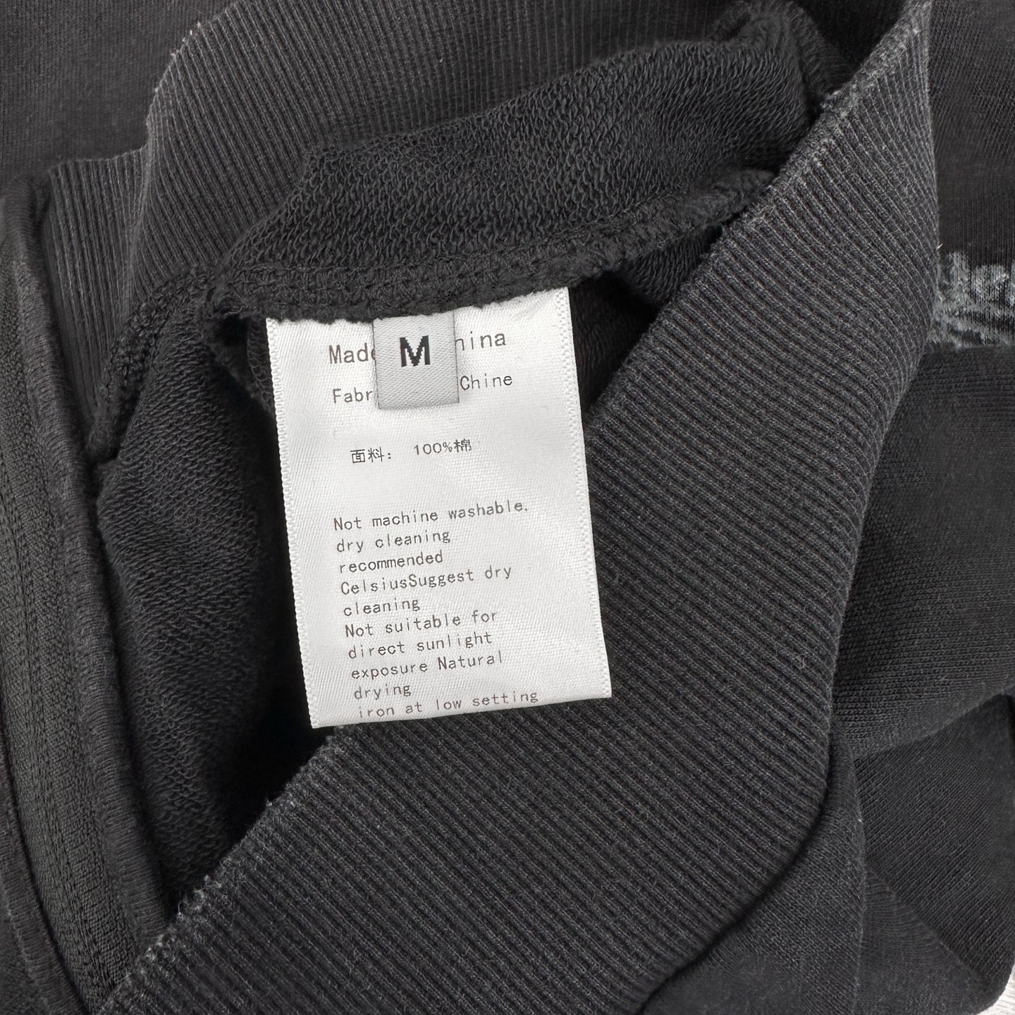 🆕巴黎 ｜ 新款卫衣开衫，成衣洗水炒色吊磨工艺加前后数码直喷印花，尺码sml