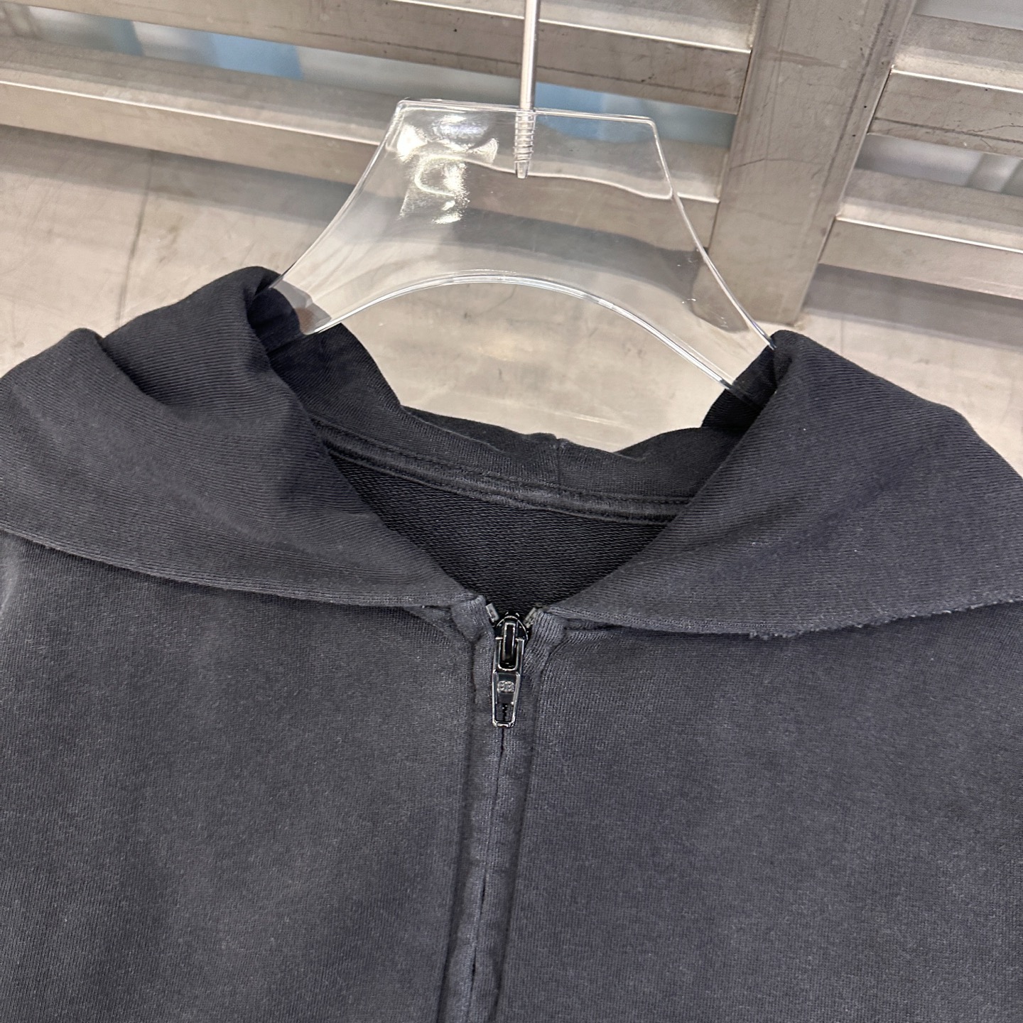 🆕巴黎 ｜ 新款卫衣开衫，成衣洗水炒色吊磨工艺加前后数码直喷印花，尺码sml