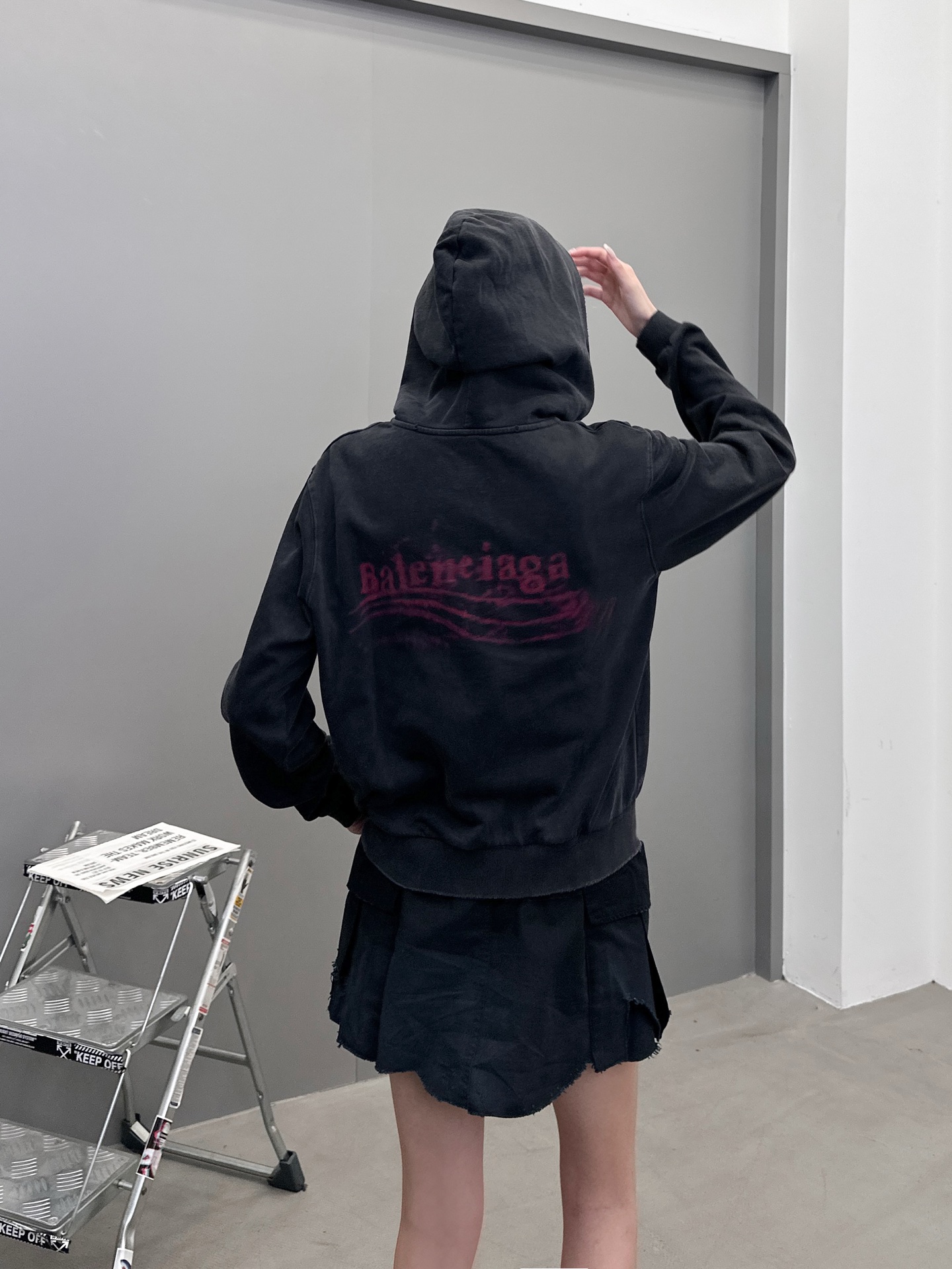 🆕巴黎 ｜ 新款卫衣开衫，成衣洗水炒色吊磨工艺加前后数码直喷印花，尺码sml