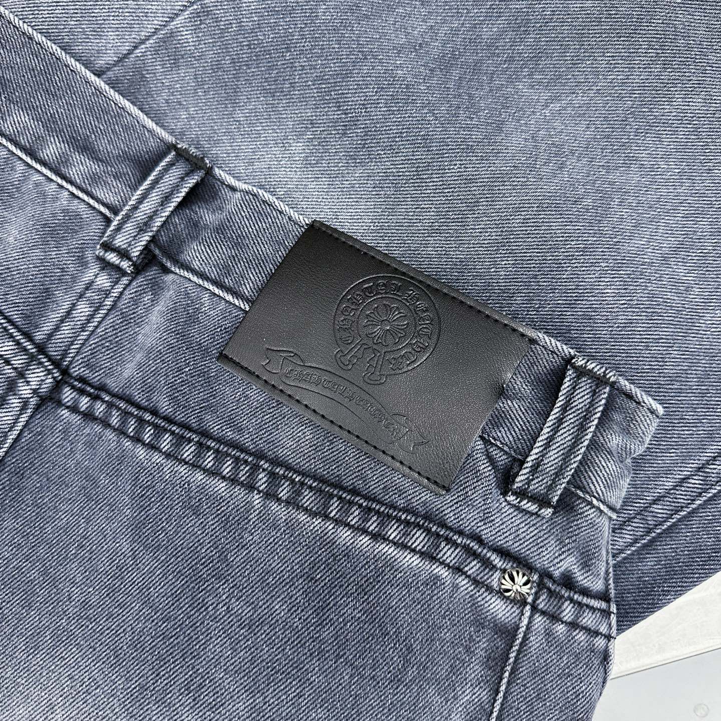 🆕克罗心 ｜ 新款牛仔裤，成衣洗水工艺，经典弯刀款式，特殊混纺牛仔布，男女同款，尺码sml