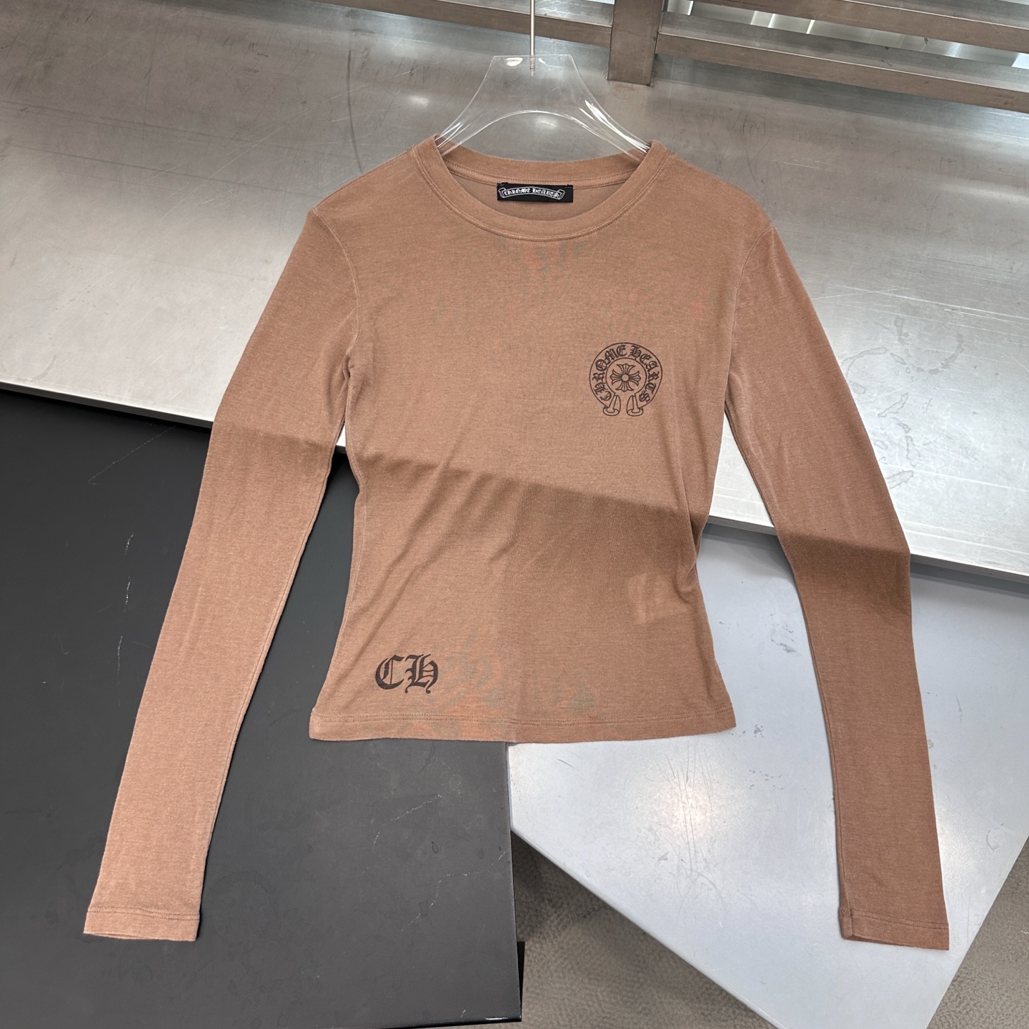 🆕克罗心 ｜ 新款长袖打底，成衣洗水炒色喷色印花工艺，进口莱赛尔羊毛面料，尺码sml