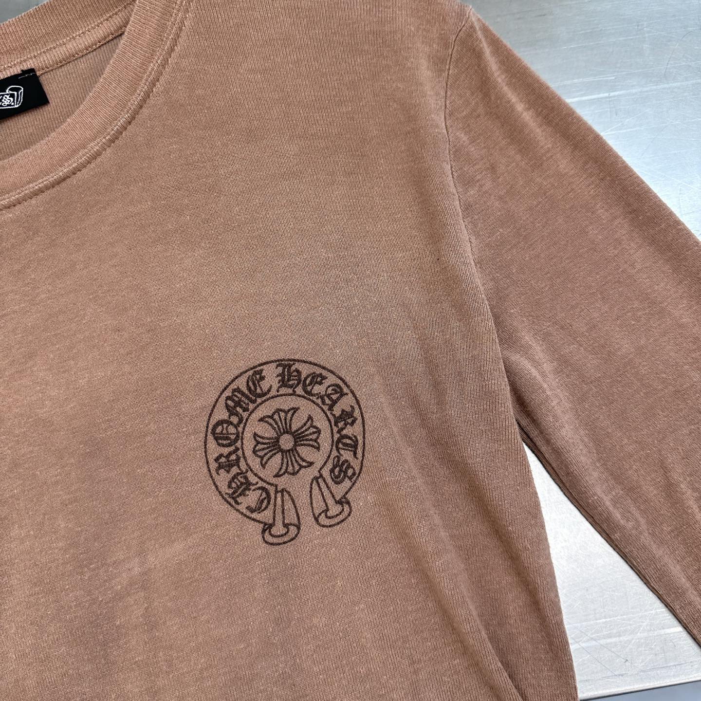 🆕克罗心 ｜ 新款长袖打底，成衣洗水炒色喷色印花工艺，进口莱赛尔羊毛面料，尺码sml