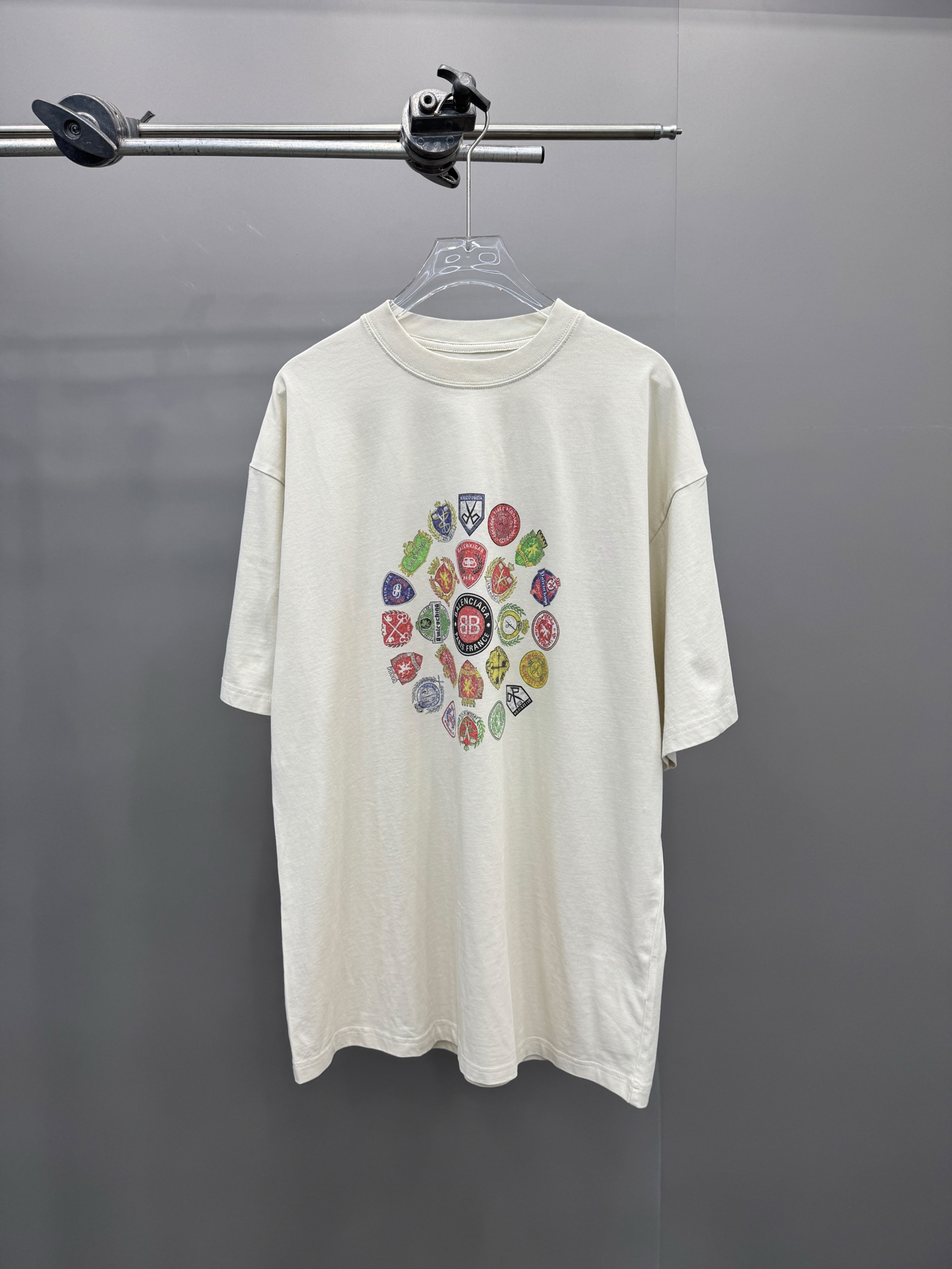 🆕巴黎 ｜ 新款短袖t，成衣洗水加多色数码直喷印花工艺，男女同款，尺码sml