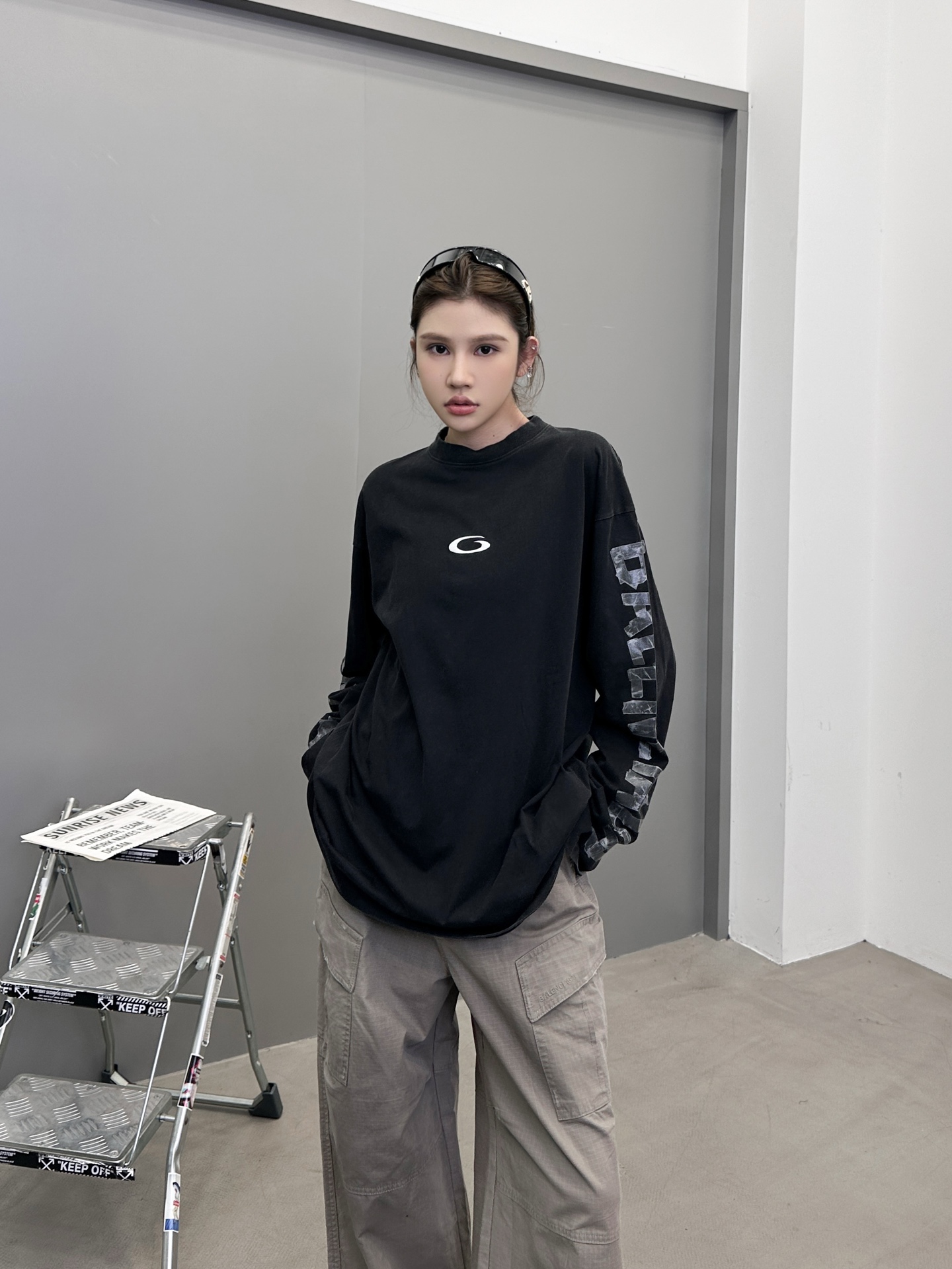 巴黎 ｜ 新款长袖t，成衣洗水炒色工艺加经典刺绣标，袖子胶布特殊印花工艺，男女同款，尺码sml