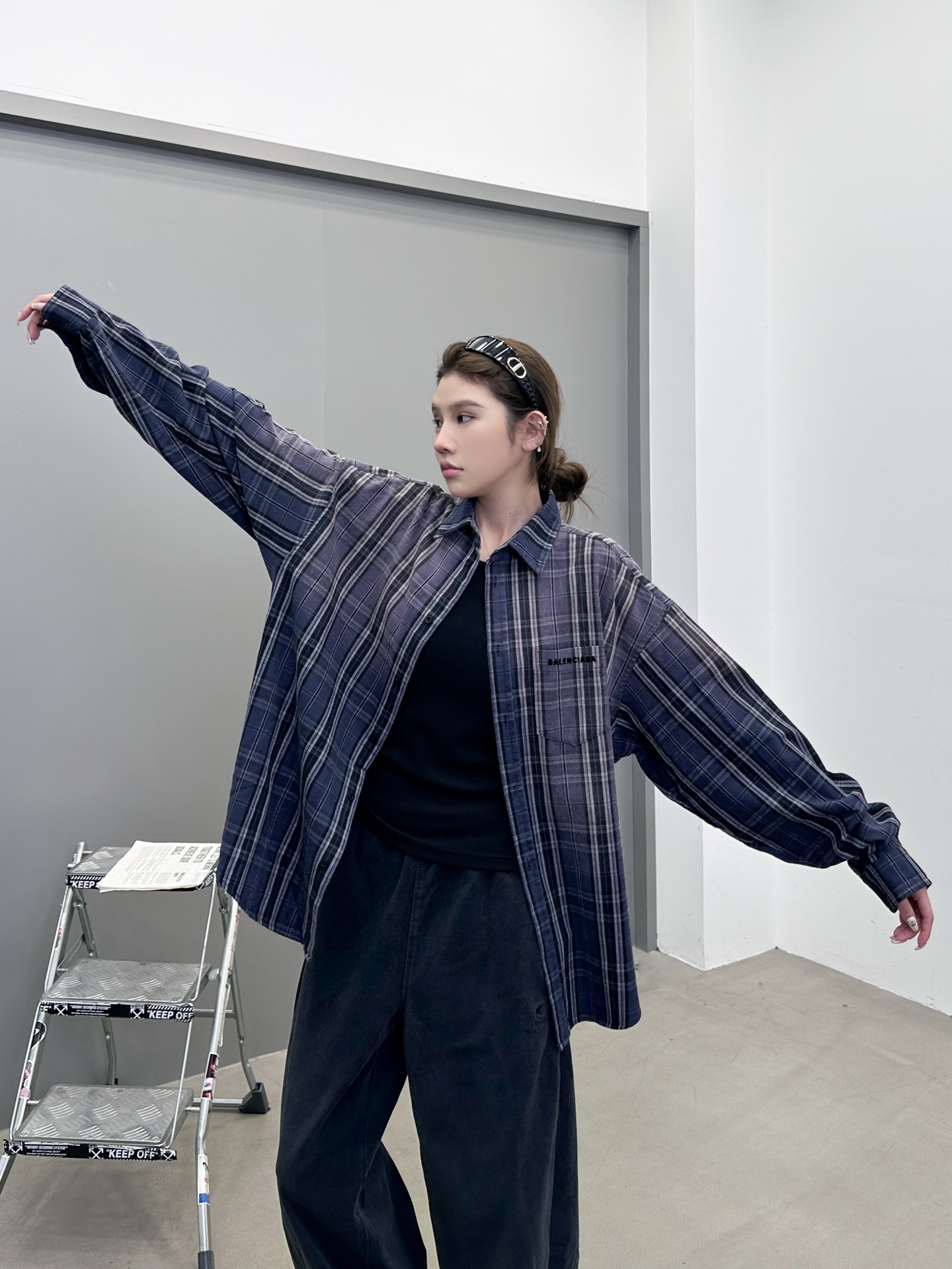 巴黎 ｜ 新款休闲格子衬衣，成衣洗水喷色加成衣植绒印花工艺，男女同款，尺码sml