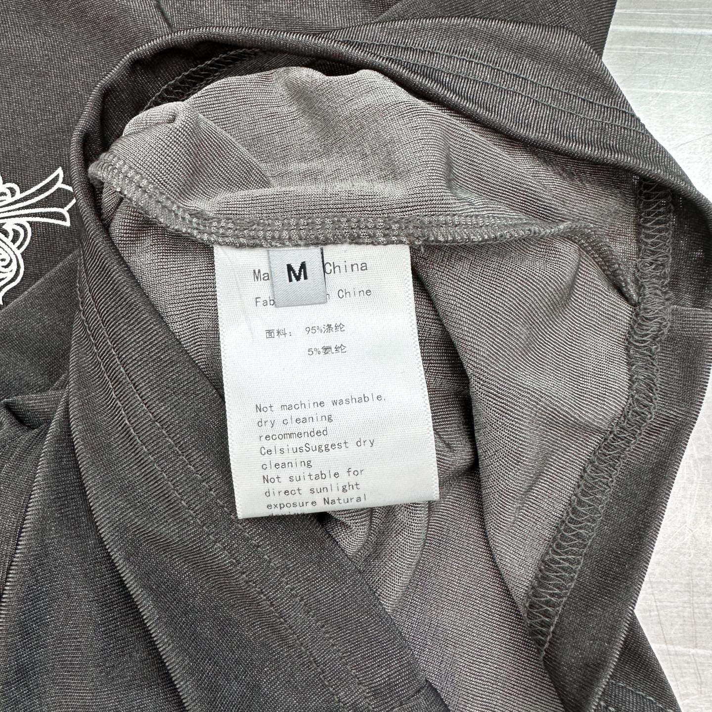 克罗心 ｜ 新款长袖打底t，成衣洗水炒色加多处印花工艺，休闲时尚，尺码sml