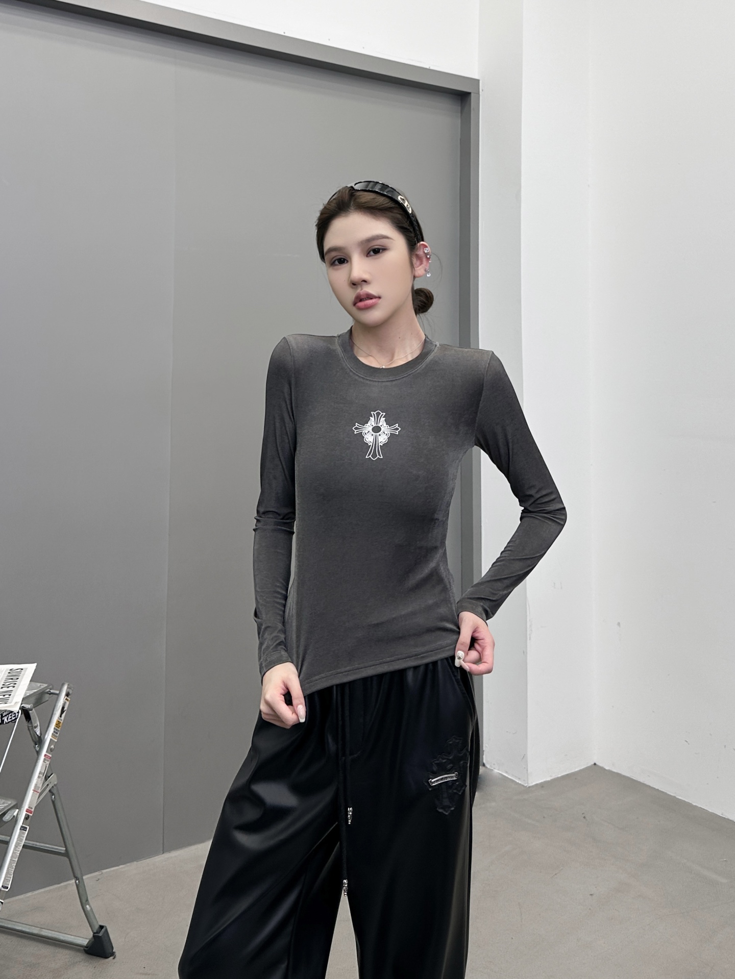 克罗心 ｜ 新款长袖打底t，成衣洗水炒色加多处印花工艺，休闲时尚，尺码sml