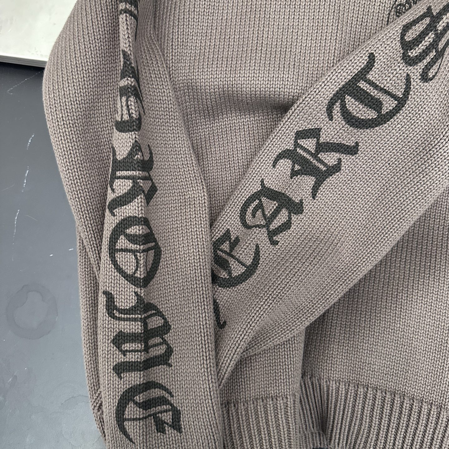 克罗心 ｜ 新款毛衣，成衣经典印花工艺，休闲时尚，男女同款，尺码sml