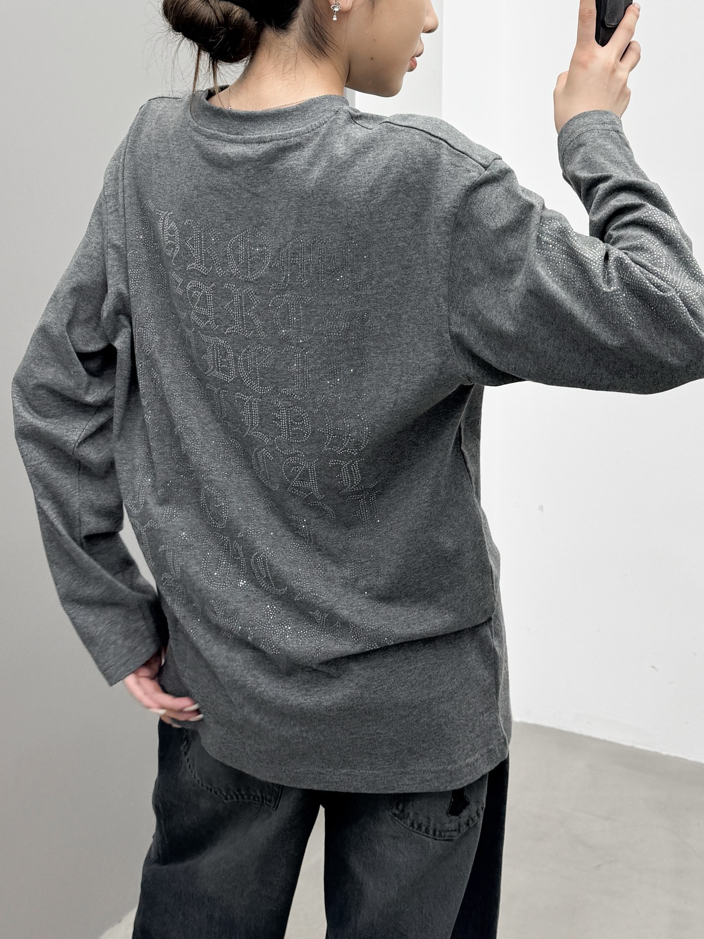 克罗心 ｜ 新款长袖t，成衣洗水烫钻工艺，休闲时尚，尺码sml