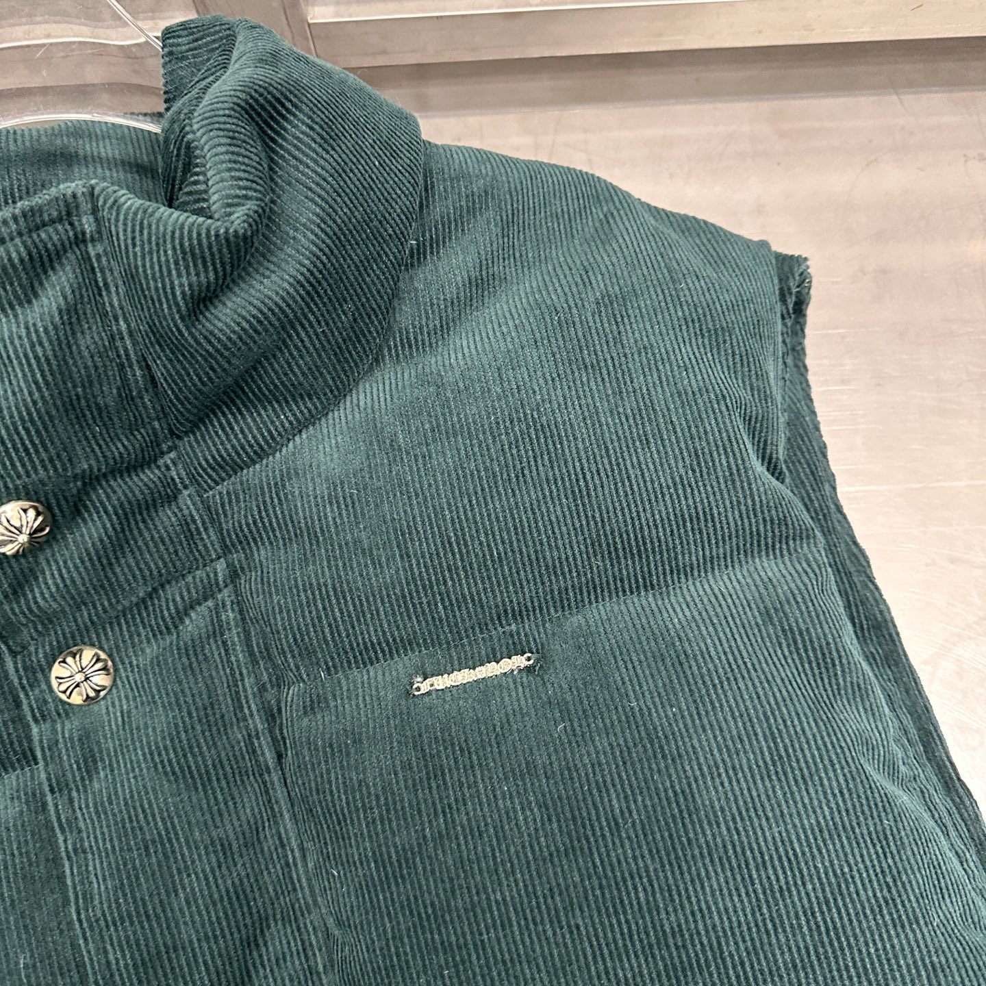 克罗心 ｜ 新款羽绒马甲，成衣洗水加软工艺，填充90鹅绒，休闲时尚，男女同款，尺码sml