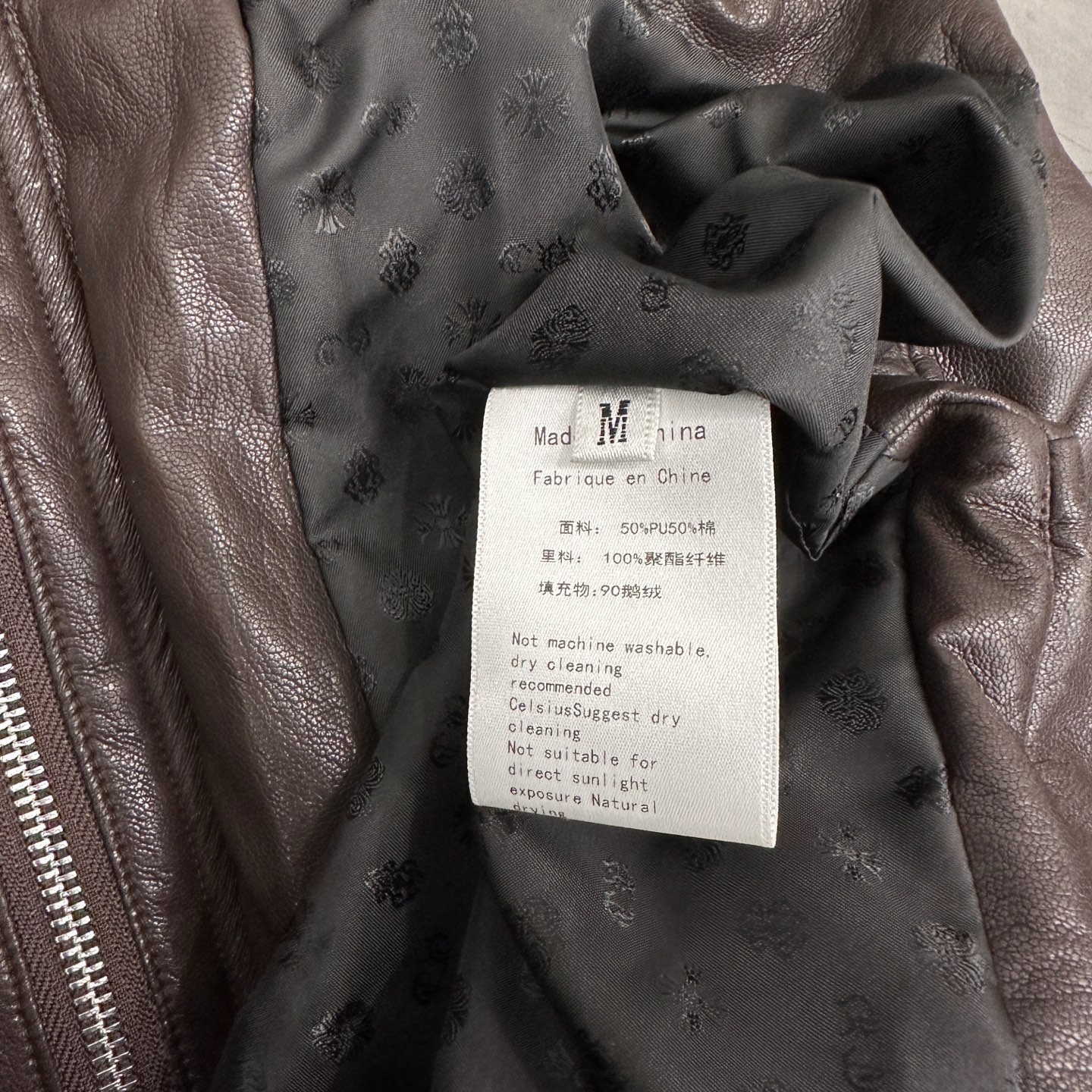 克罗心 ｜ 新款环保皮羽绒马甲，进口金属丝环保pu面料，填充90鹅绒，男女同款，尺码sml