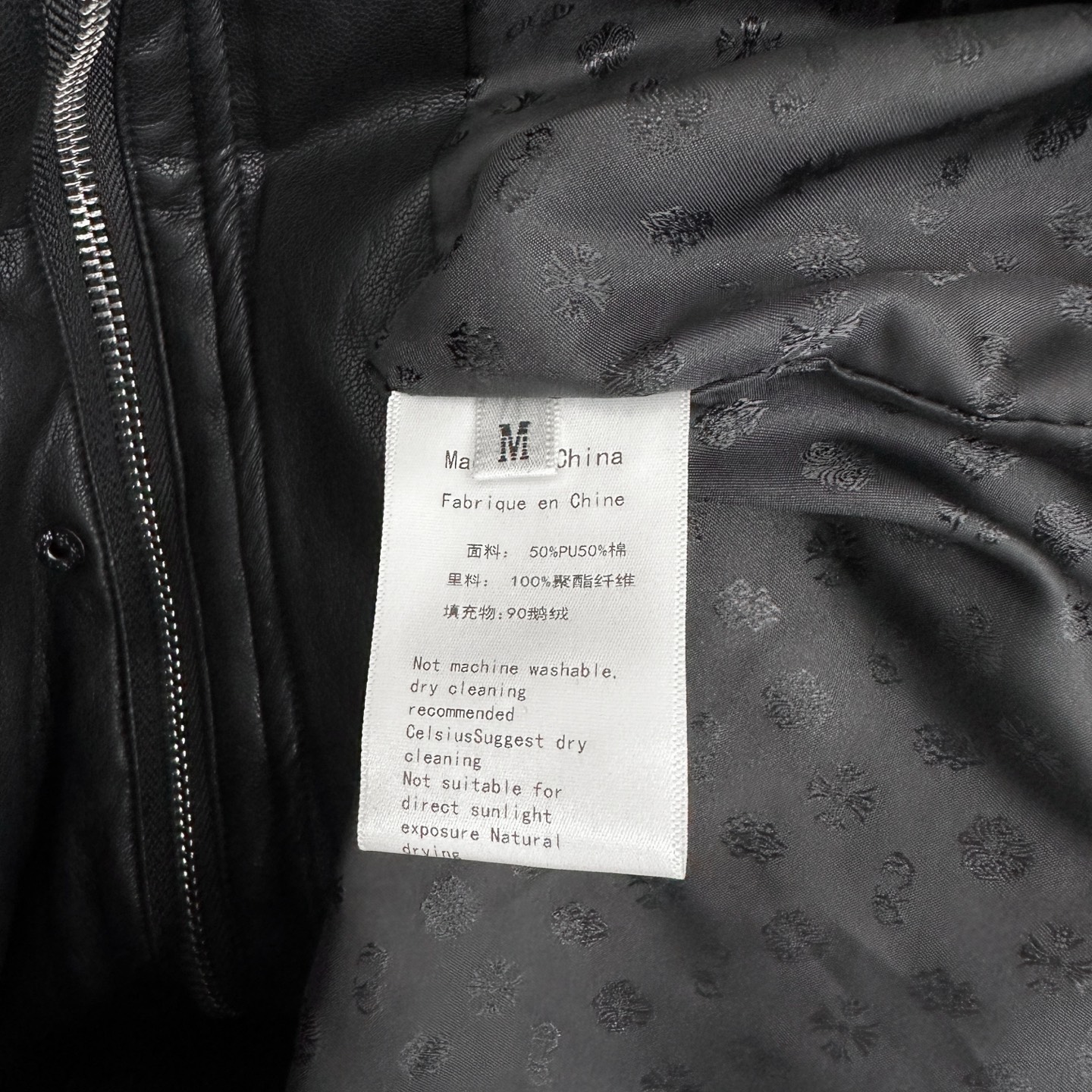 克罗心 ｜ 新款环保皮羽绒马甲，进口金属丝环保pu面料，填充90鹅绒，男女同款，尺码sml