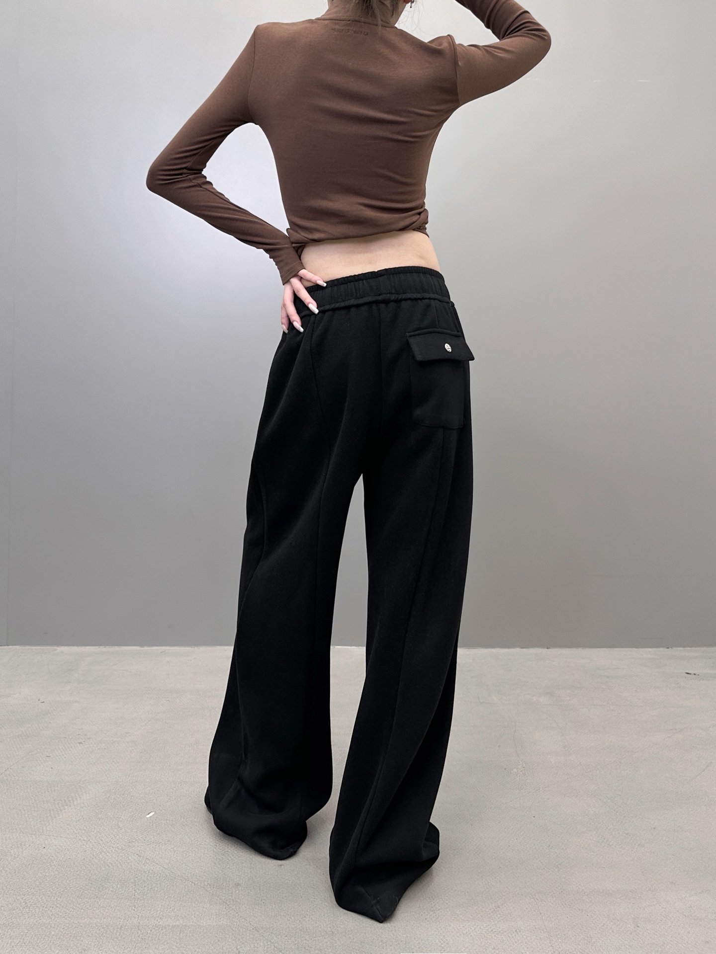 克罗心 ｜ 新款休闲裤，羊毛混纺加厚面料，休闲时尚，男女同款，尺码sml