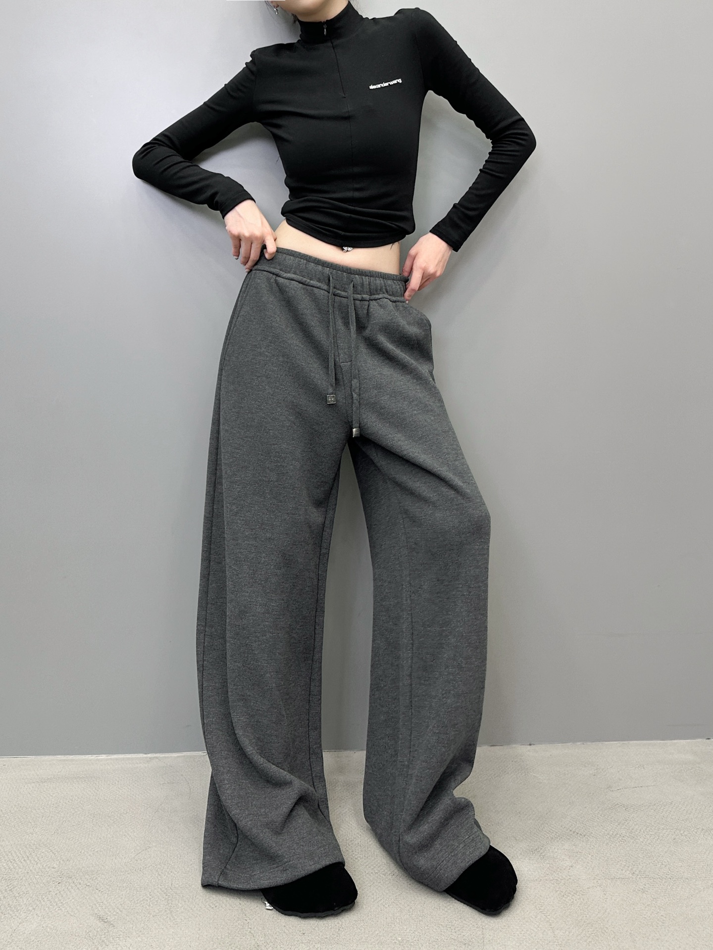 克罗心 ｜ 新款休闲裤，羊毛混纺加厚面料，休闲时尚，男女同款，尺码sml