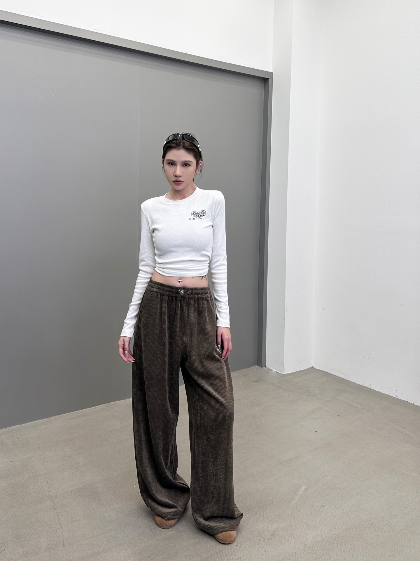 克罗心 ｜ 新款休闲裤，成衣洗水工艺加经典刺绣标，经典灯芯绒面料，男女同款，尺码sml