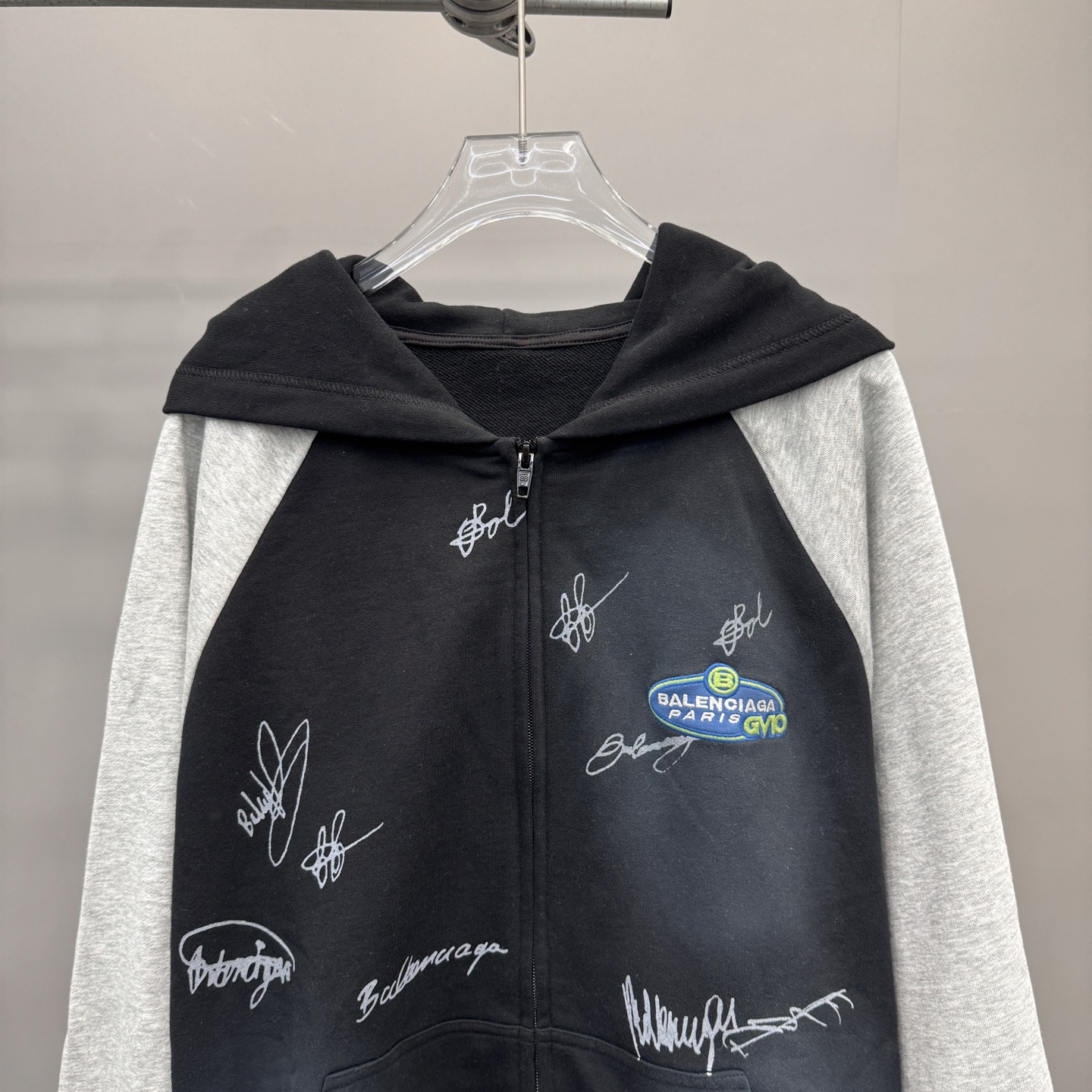 巴黎 ｜ 新款卫衣开衫，成衣洗水喷色吊磨工艺加刺绣印花丙烯撞色做工，男女同款，尺码sml