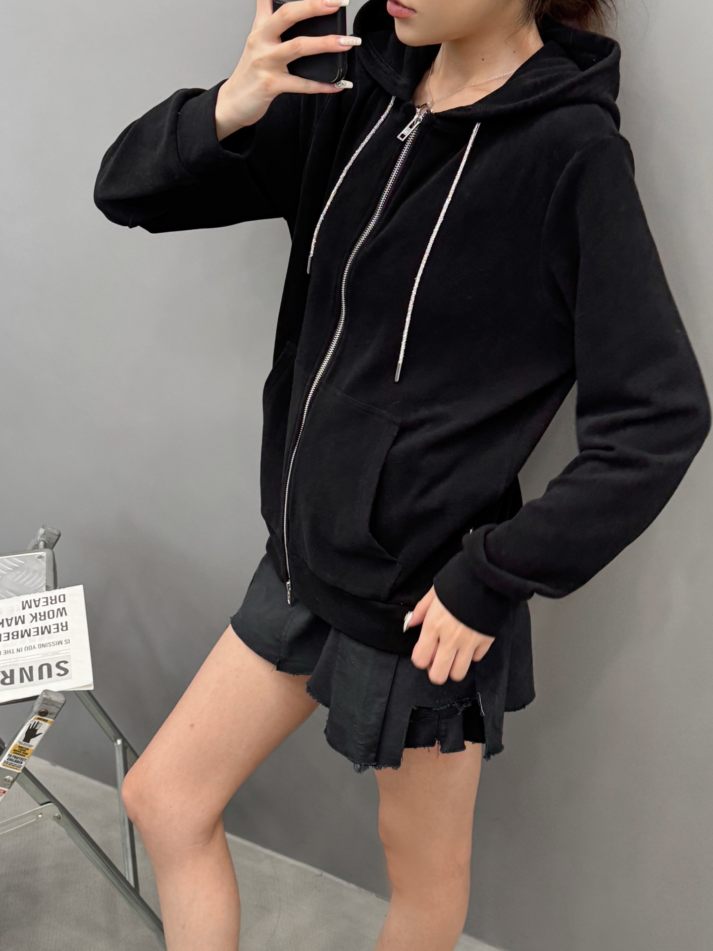 大王 ｜ 新款卫衣开衫，进口德绒双面磨毛面料，全钻抽绳，休闲时尚，尺码sml