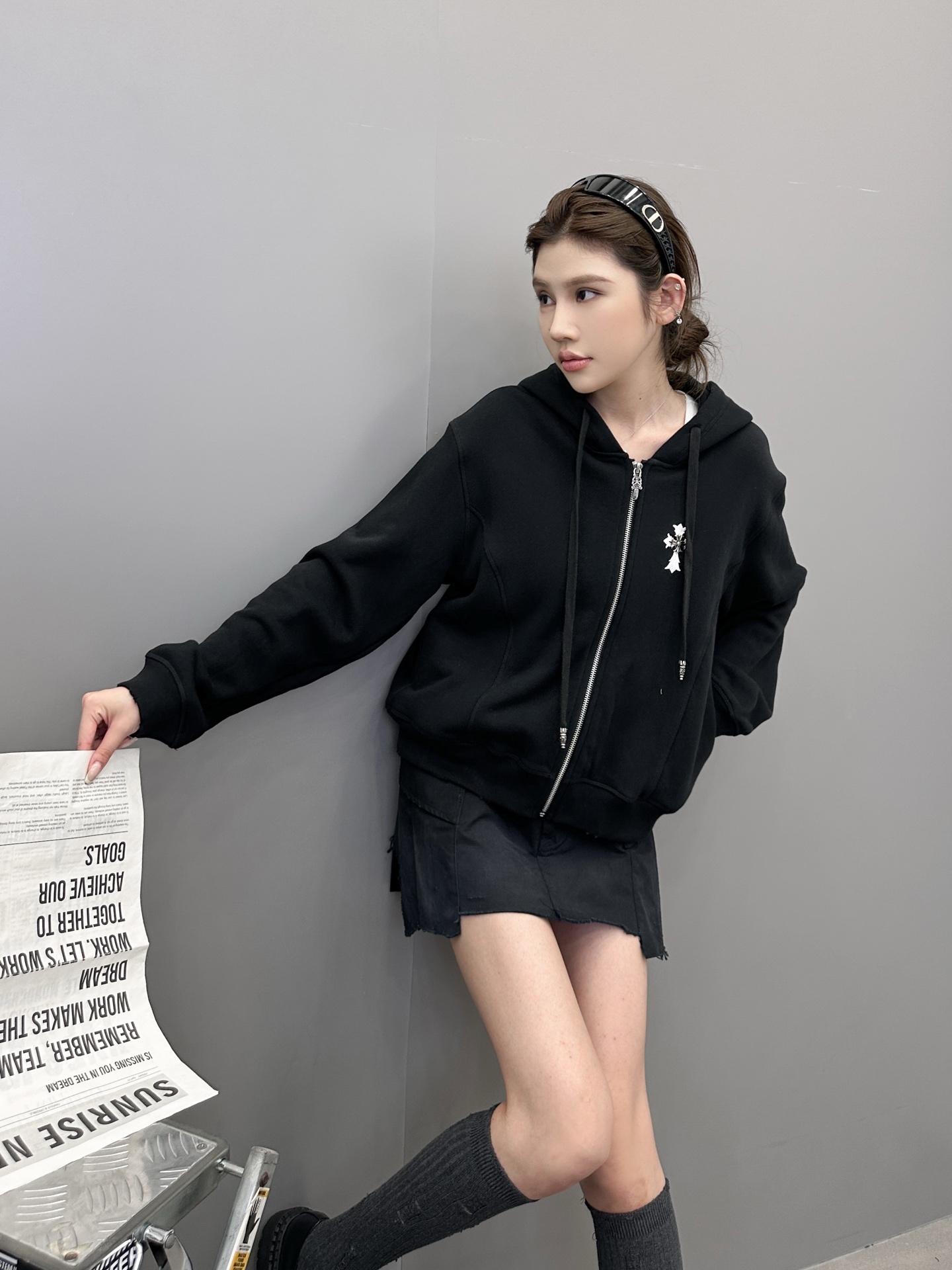 克罗心 ｜ 新款卫衣开衫，经典手工十字标，成衣洗水吊磨工艺，结构卫衣开衫款式，尺码sml