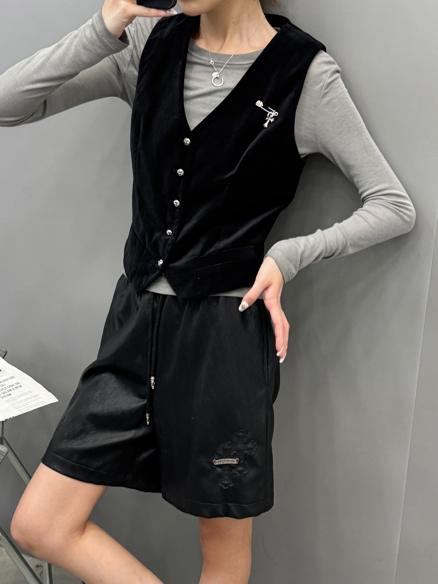 克罗心 ｜ 新款休闲马甲，成衣洗水加软工艺，经典品牌五金配饰，高密灯芯绒面料，男女同款，尺码sml