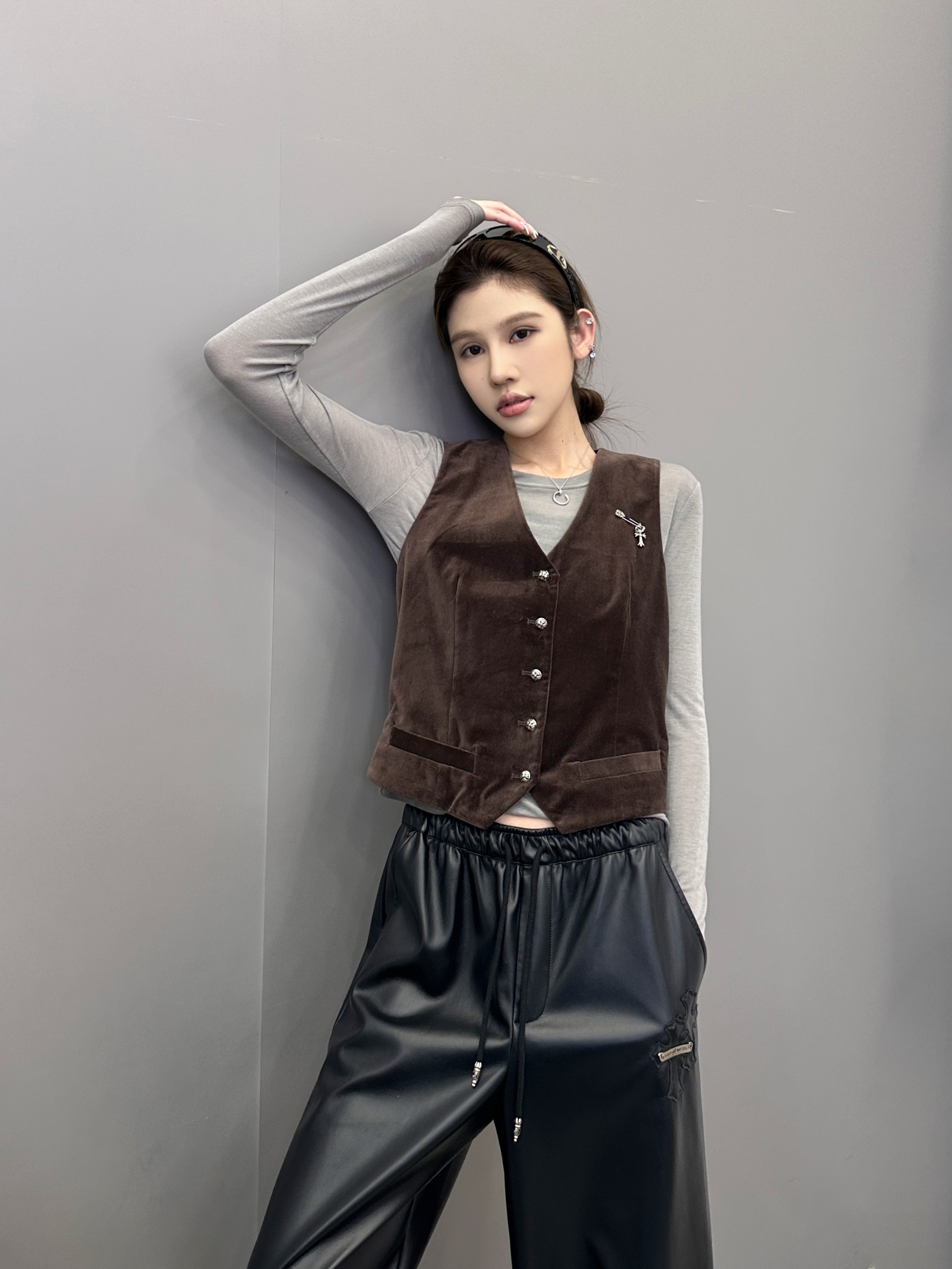 克罗心 ｜ 新款休闲马甲，成衣洗水加软工艺，经典品牌五金配饰，高密灯芯绒面料，男女同款，尺码sml