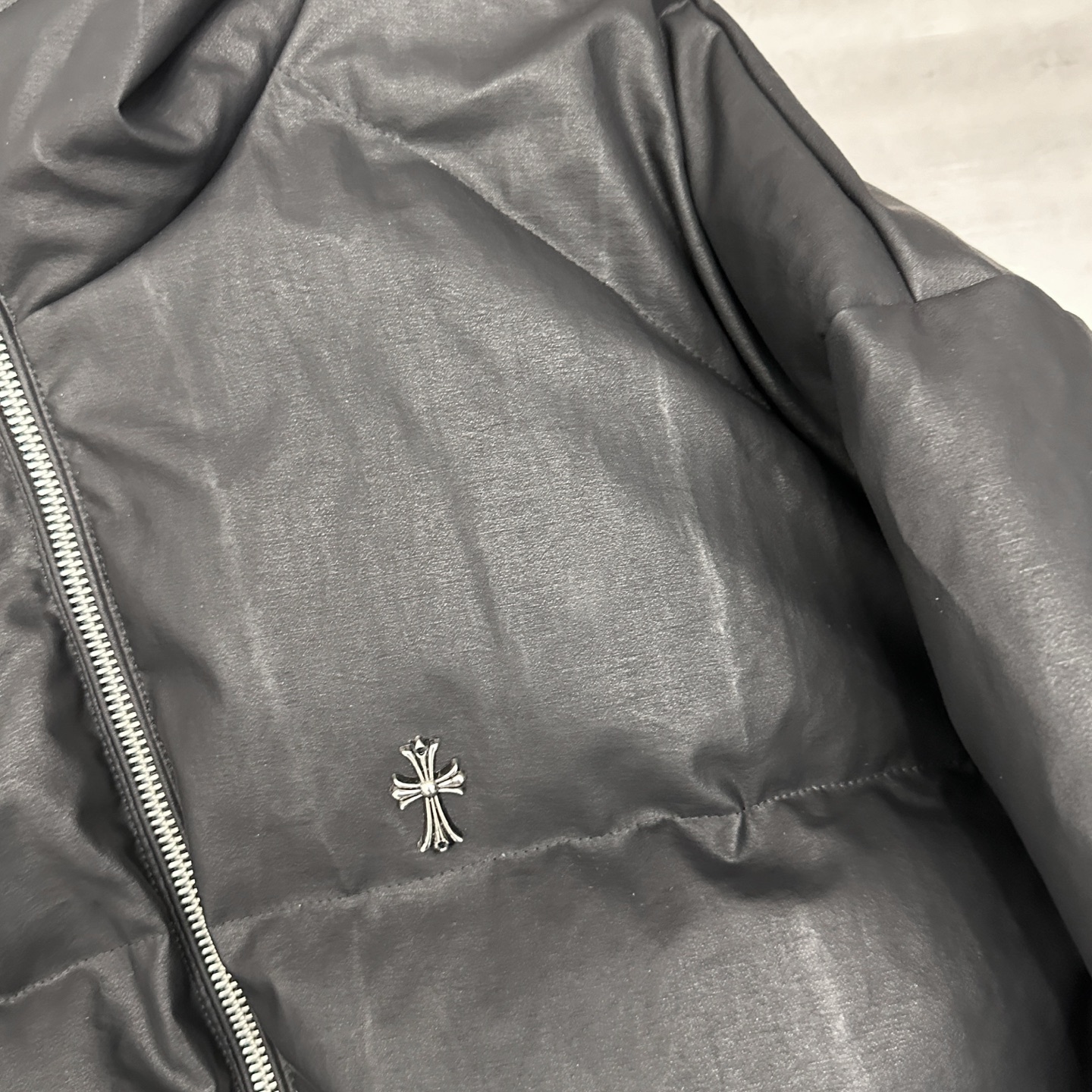 克罗心 ｜ 新款羽绒服，日本进口莱赛尔亚麻涂层面料加重沙洗工艺，90%鹅绒，男女同款，尺码sml