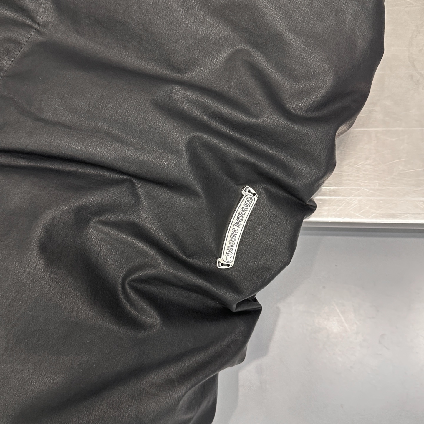 克罗心 ｜ 新款羽绒服，日本进口莱赛尔亚麻涂层面料加重沙洗工艺，90%鹅绒，男女同款，尺码sml