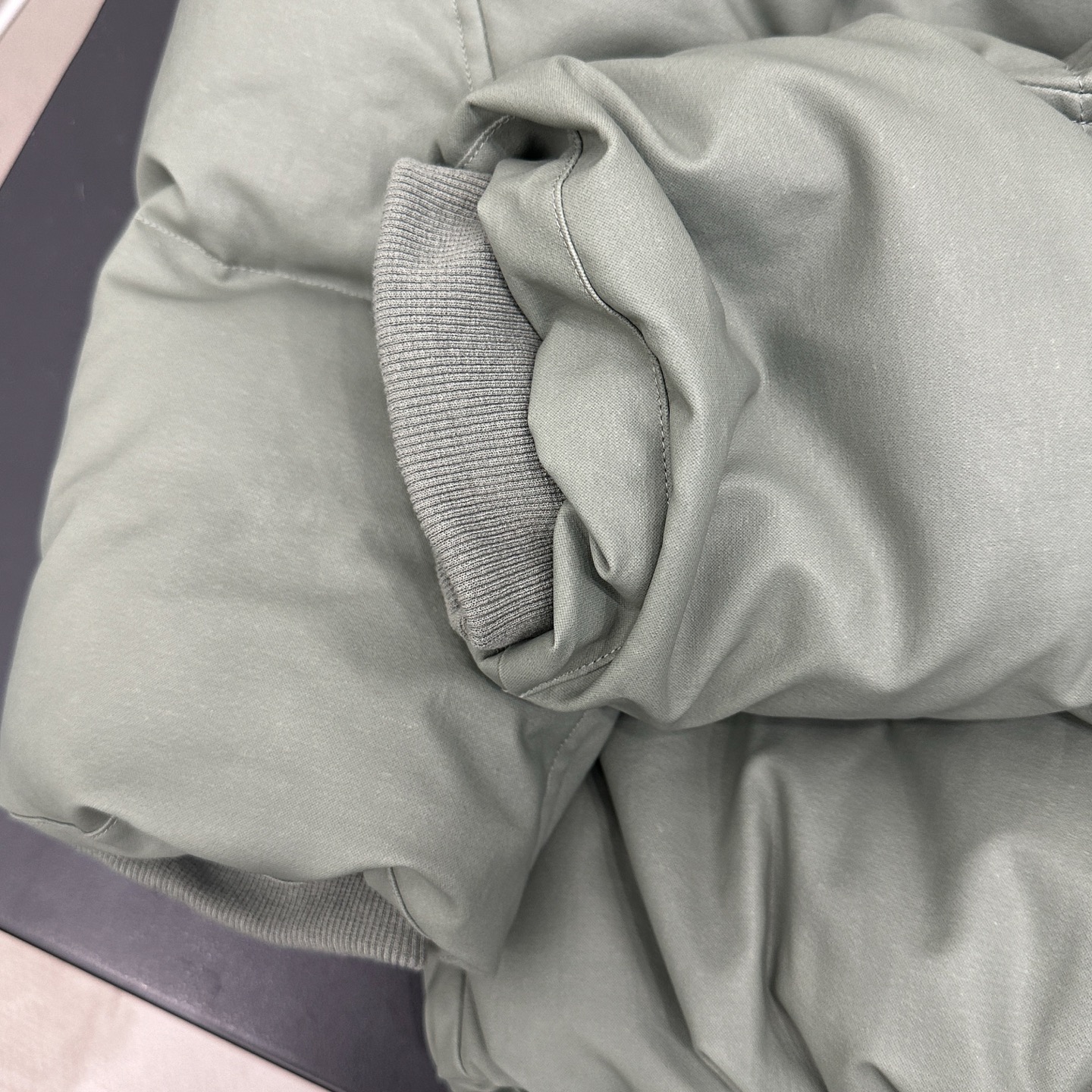克罗心 ｜ 新款羽绒服，日本进口莱赛尔亚麻涂层面料加重沙洗工艺，90%鹅绒，男女同款，尺码sml