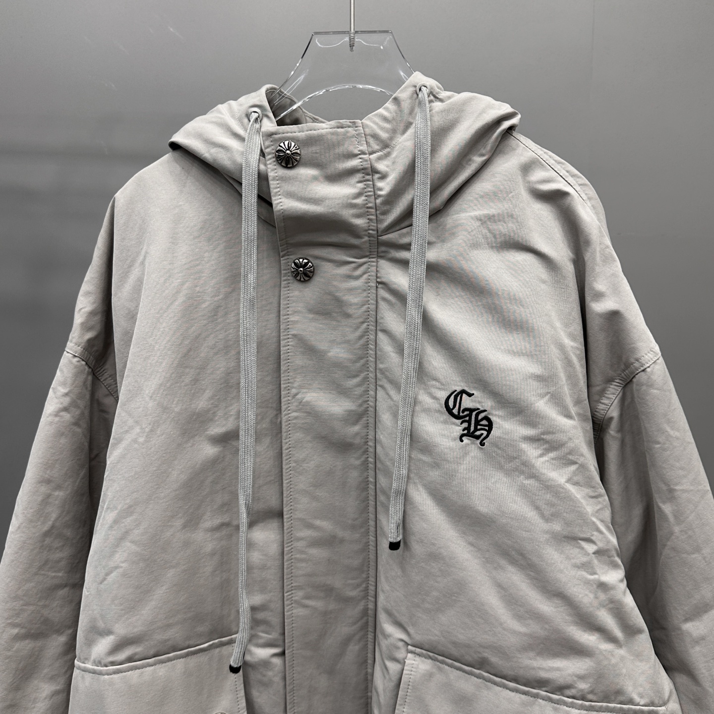 克罗心 ｜ 新款羽绒服，经典刺绣标，莱赛尔棉面料，90鹅绒，男女同款，尺码sml