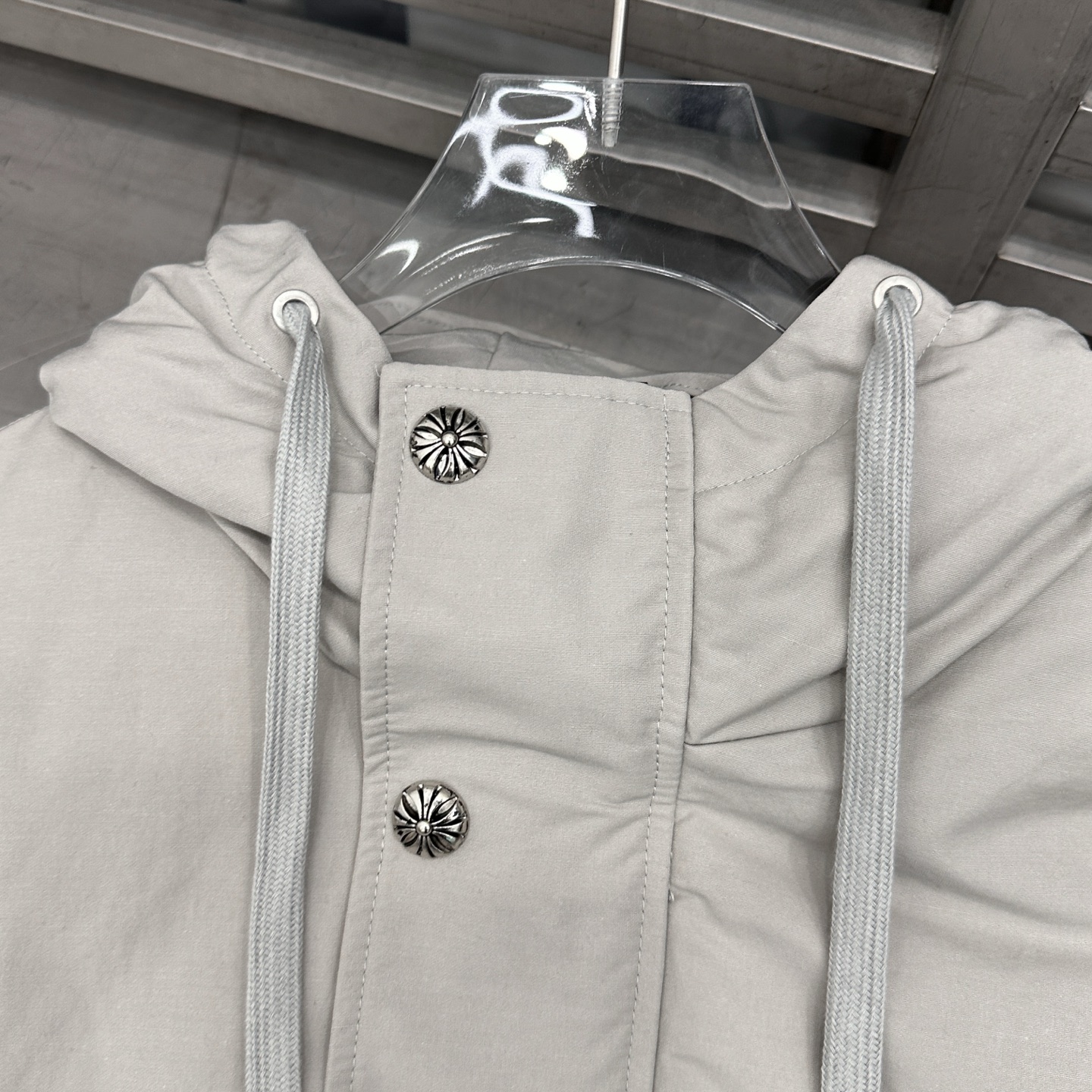 克罗心 ｜ 新款羽绒服，经典刺绣标，莱赛尔棉面料，90鹅绒，男女同款，尺码sml