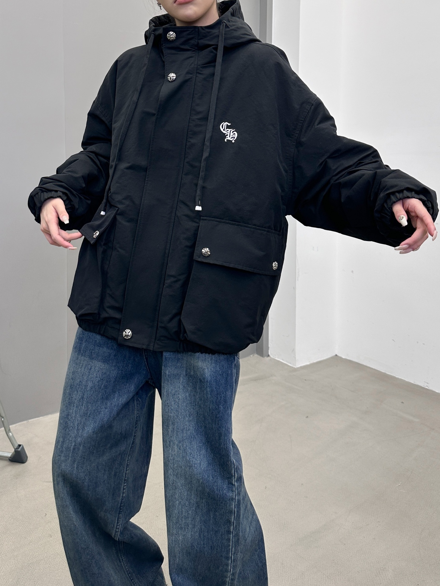 克罗心 ｜ 新款羽绒服，经典刺绣标，莱赛尔棉面料，90鹅绒，男女同款，尺码sml
