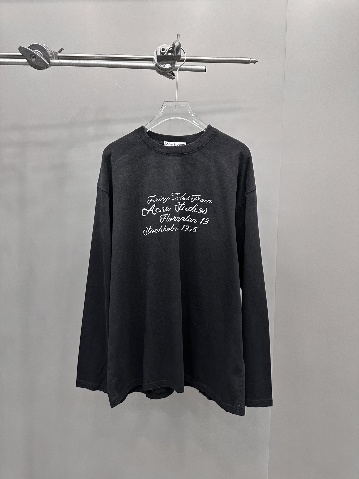 Acne ｜ 新款长袖t，成衣洗水喷色吊磨加印花工艺，男女同款，尺码sml