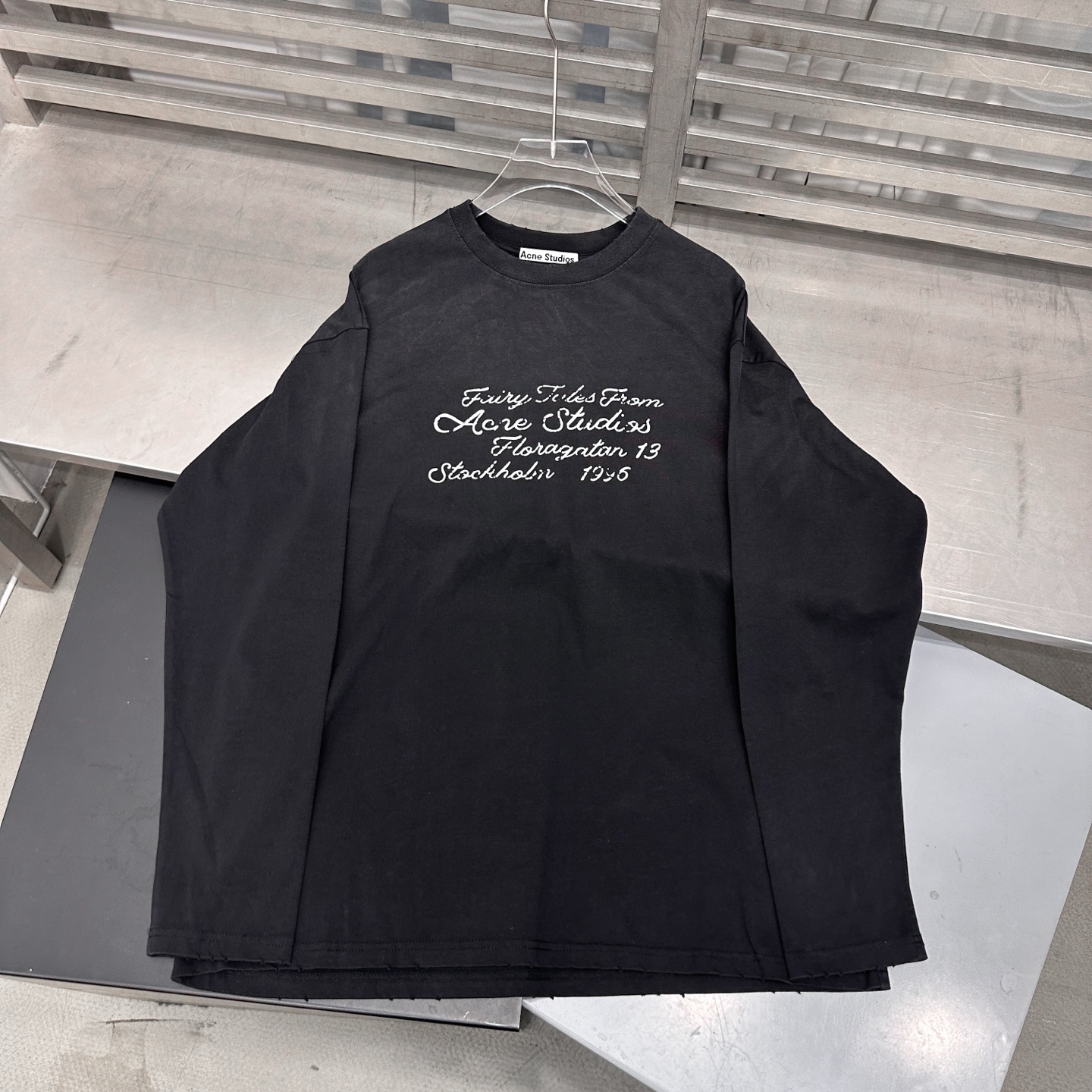 Acne ｜ 新款长袖t，成衣洗水喷色吊磨加印花工艺，男女同款，尺码sml