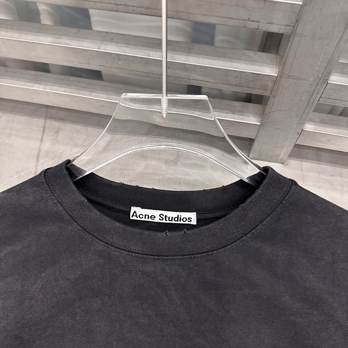 Acne ｜ 新款长袖t，成衣洗水喷色吊磨加印花工艺，男女同款，尺码sml