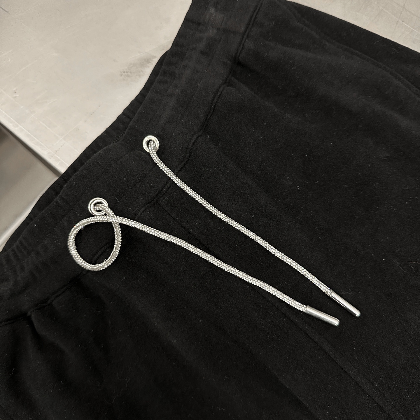 大王 ｜ 新款休闲裤，进口高密保暖摇粒绒面料，经典全钻抽绳，休闲时尚，尺码sml