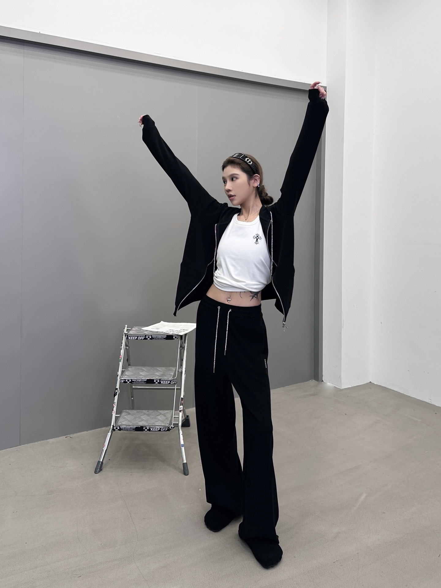 大王 ｜ 新款休闲裤，进口高密保暖摇粒绒面料，经典全钻抽绳，休闲时尚，尺码sml