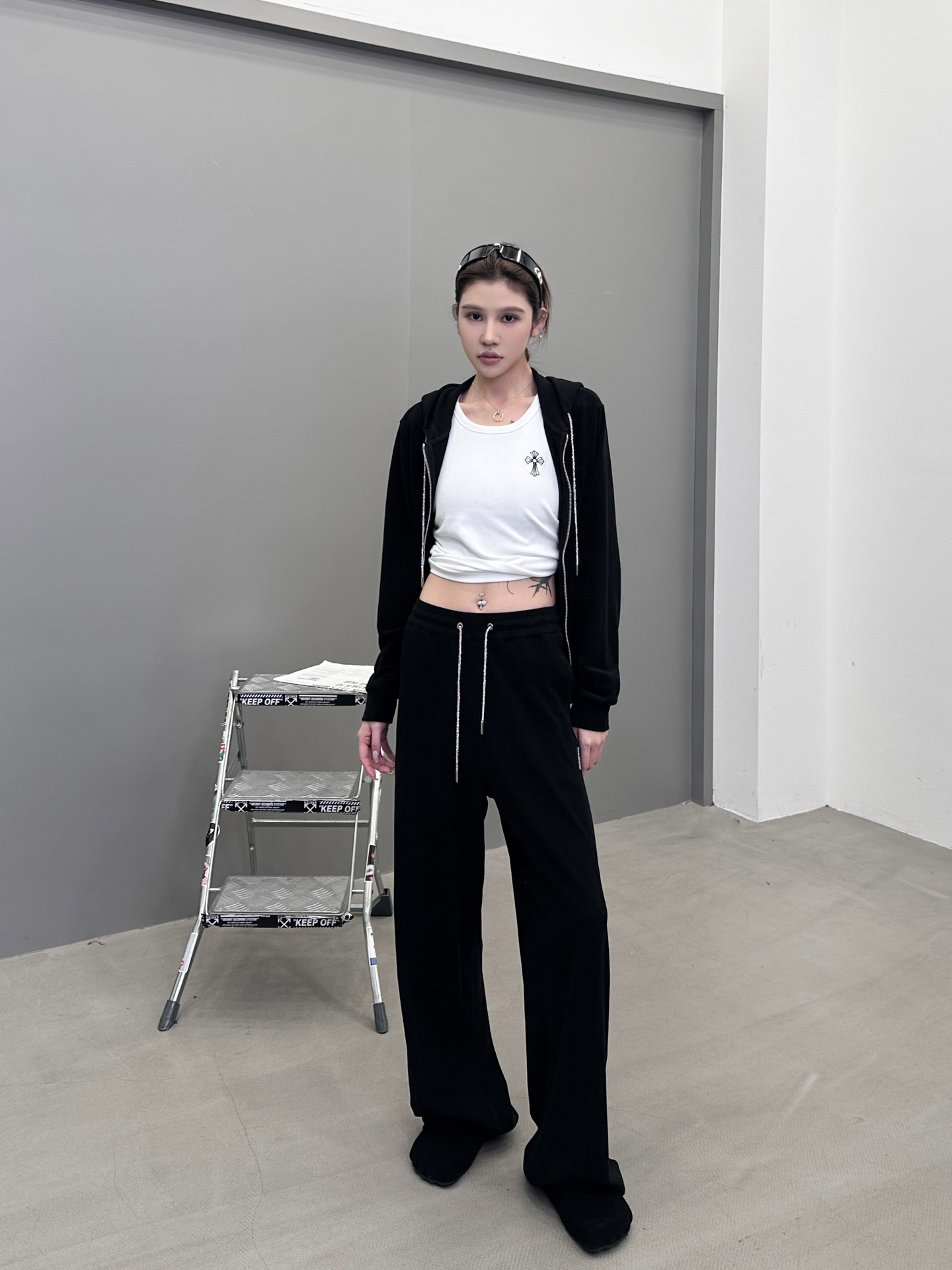 大王 ｜ 新款休闲裤，进口高密保暖摇粒绒面料，经典全钻抽绳，休闲时尚，尺码sml