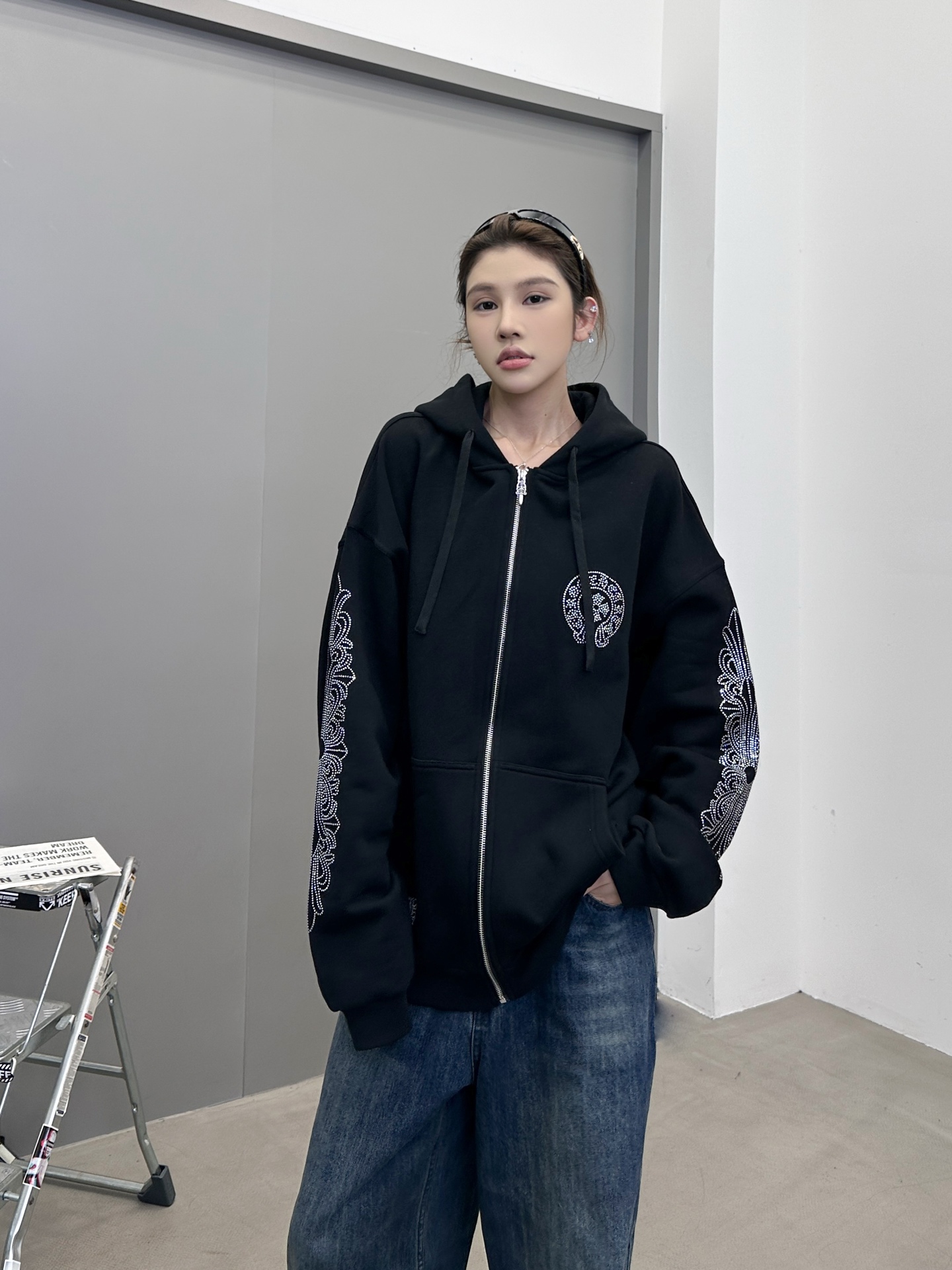 克罗心 ｜ 新款卫衣开衫，成衣洗水烫钻工艺，休闲时尚男女同款，尺码sml