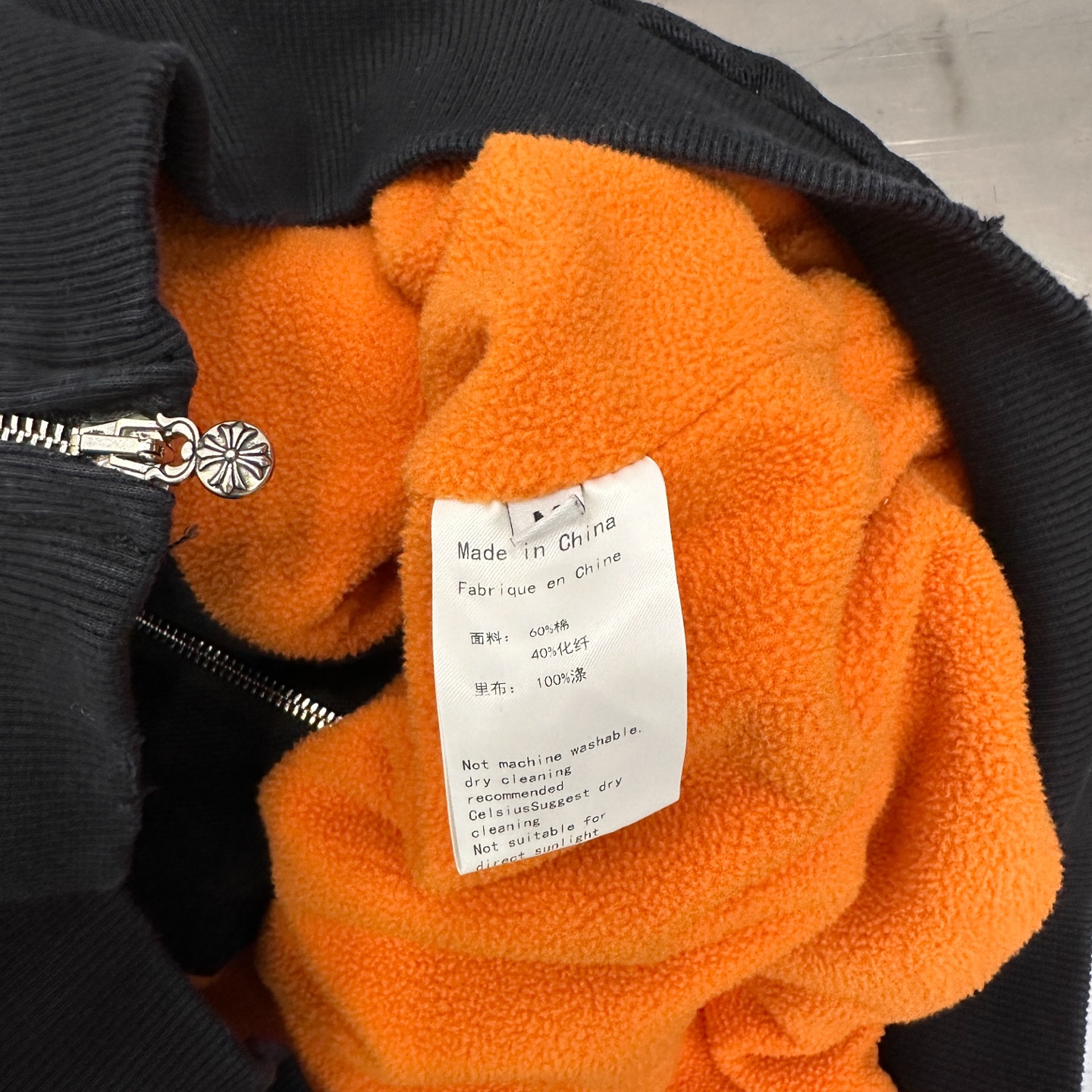 克罗心 ｜ 新款牛仔外套，成衣洗水加经典五金十字标，进口高密特殊牛仔面料加摇粒绒高密里布，时尚保暖，男女