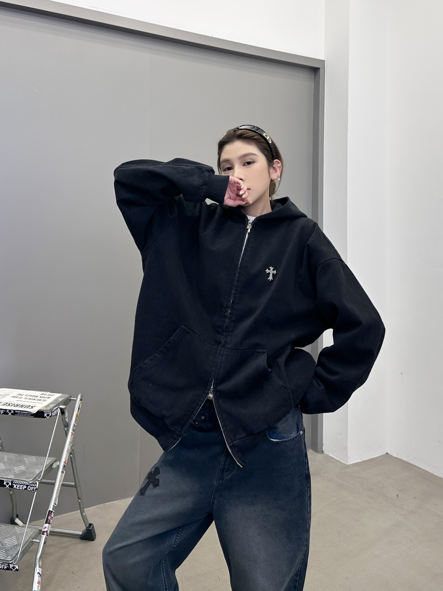 克罗心 ｜ 新款牛仔外套，成衣洗水加经典五金十字标，进口高密特殊牛仔面料加摇粒绒高密里布，时尚保暖，男女