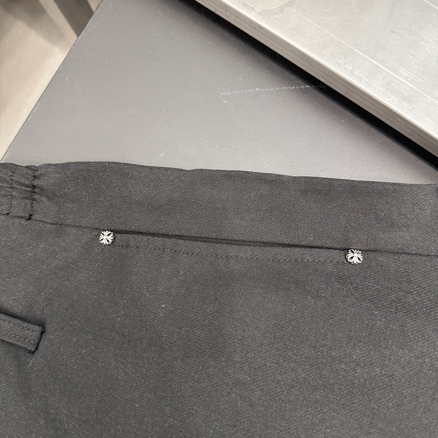 克罗心 ｜ 新款休闲裤，成衣洗水加软工艺，进口莱赛尔棉面料，时尚休闲，尺码sml