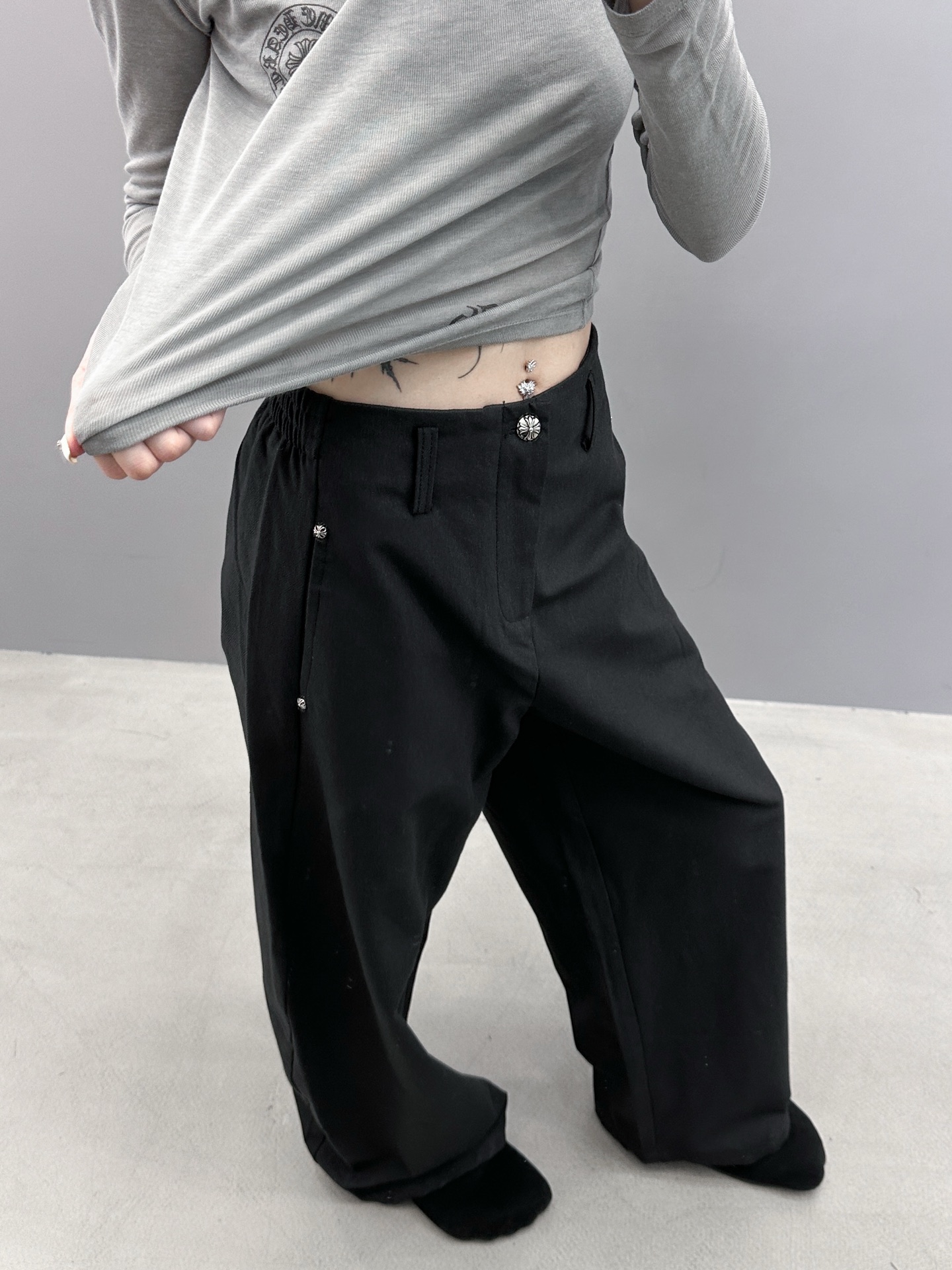 克罗心 ｜ 新款休闲裤，成衣洗水加软工艺，进口莱赛尔棉面料，时尚休闲，尺码sml