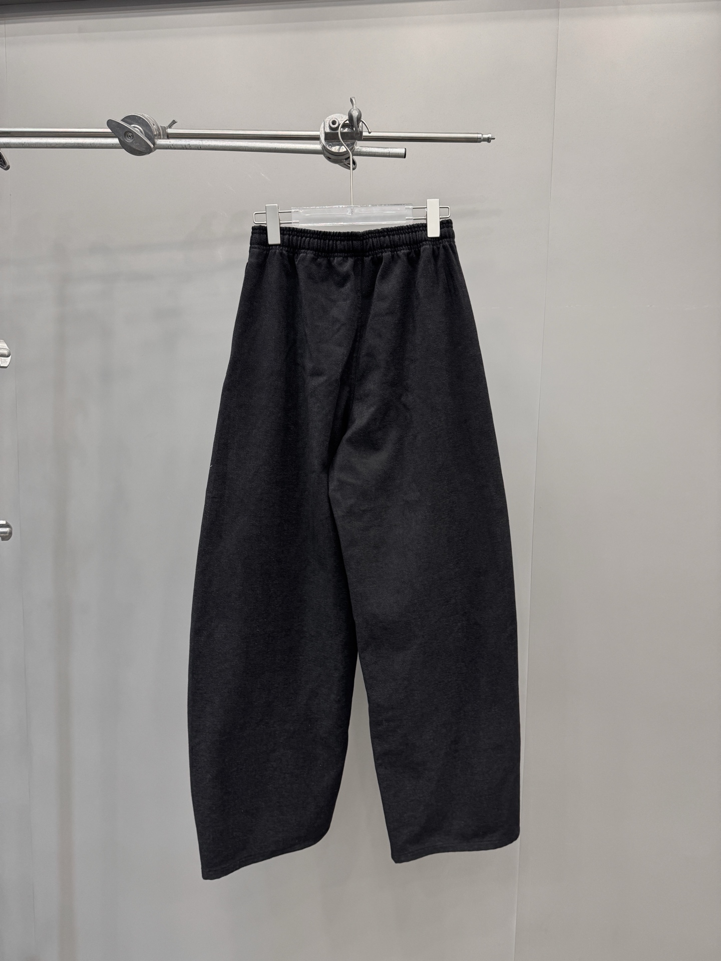 克罗心 ｜ 新款休闲裤，成衣洗水加软工艺，经典刺绣标，特殊加绒混纺面料，男女同款，尺码sml