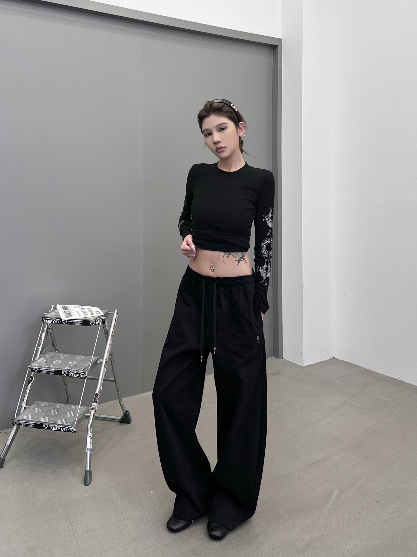 克罗心 ｜ 新款休闲裤，成衣洗水加软工艺，经典刺绣标，特殊加绒混纺面料，男女同款，尺码sml