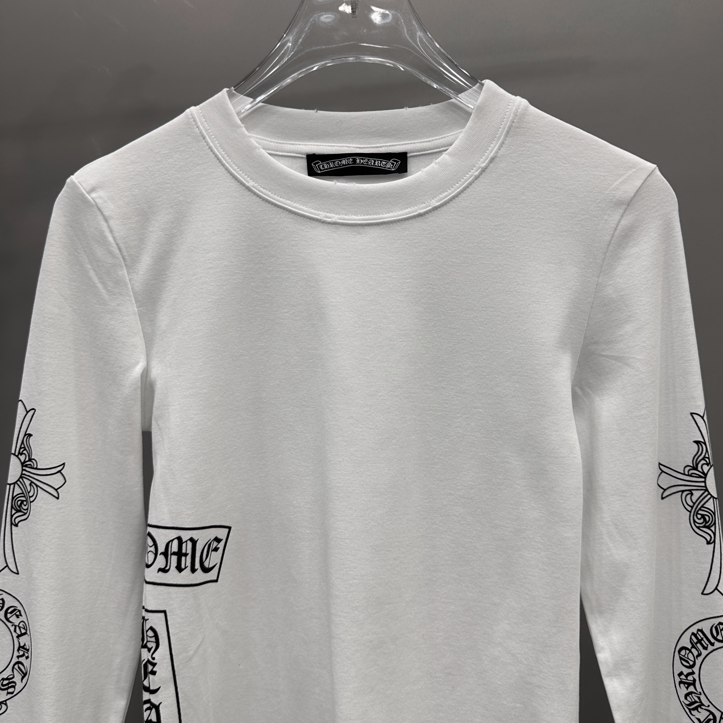 克罗心 ｜ 新款长袖打底，成衣洗水吊磨工艺加4处印花，休闲时尚，尺码sml